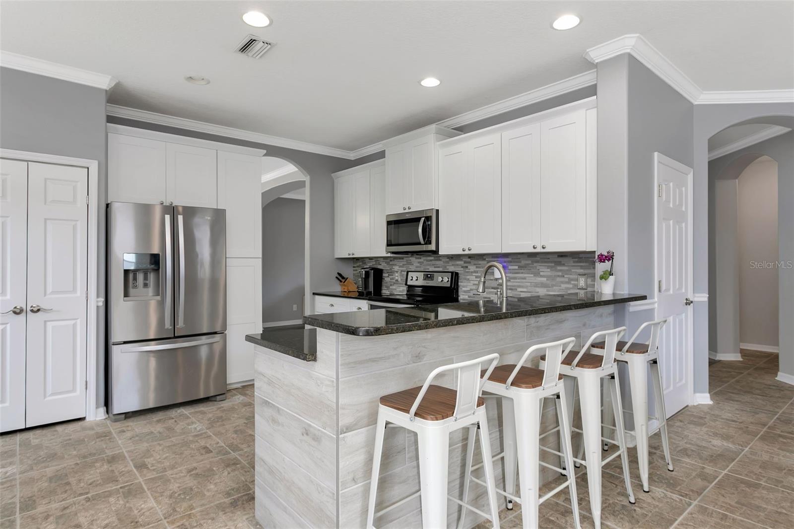 Image 22 of 56 For 3010 42nd Avenue E