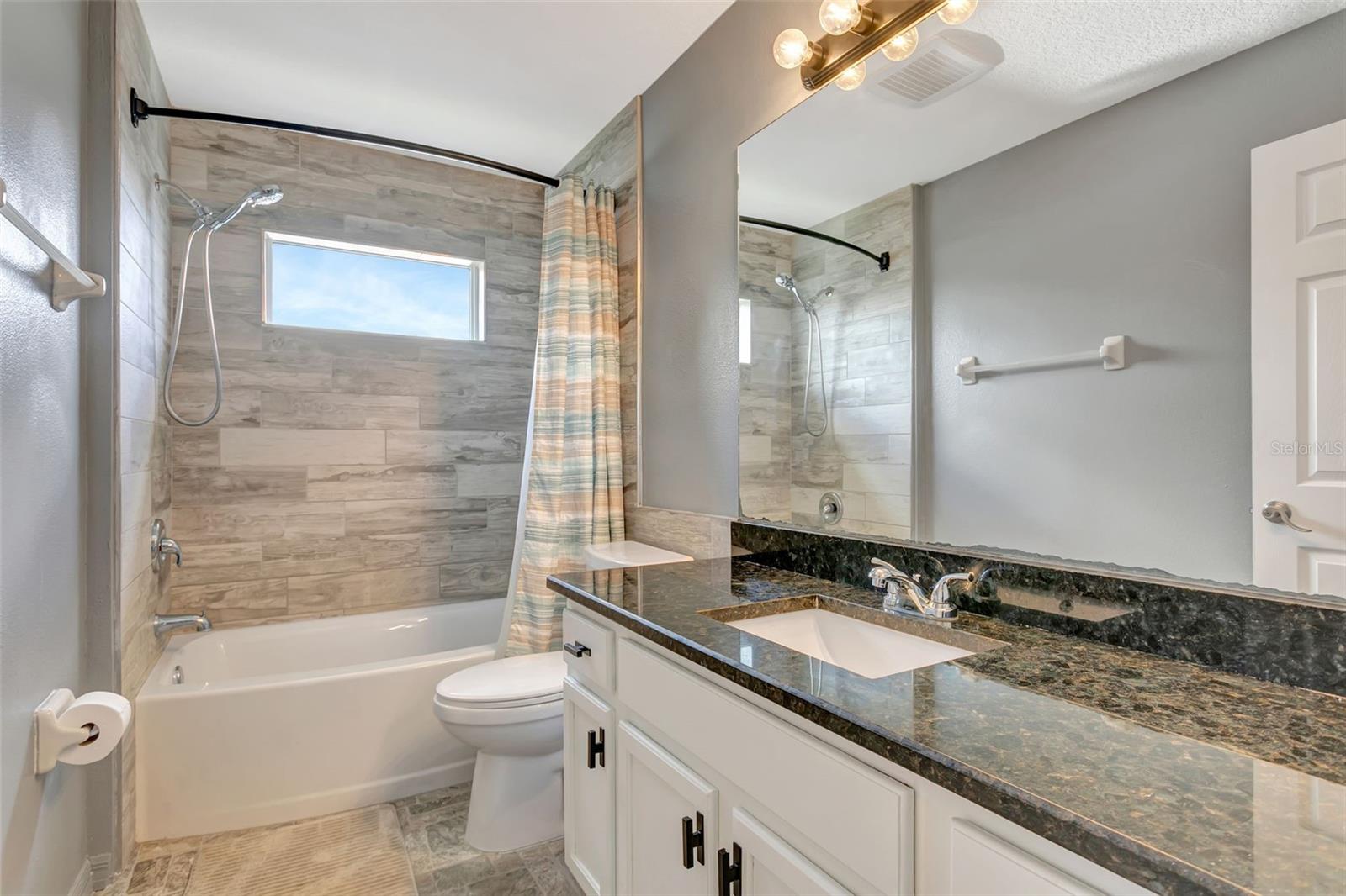 Image 38 of 56 For 3010 42nd Avenue E