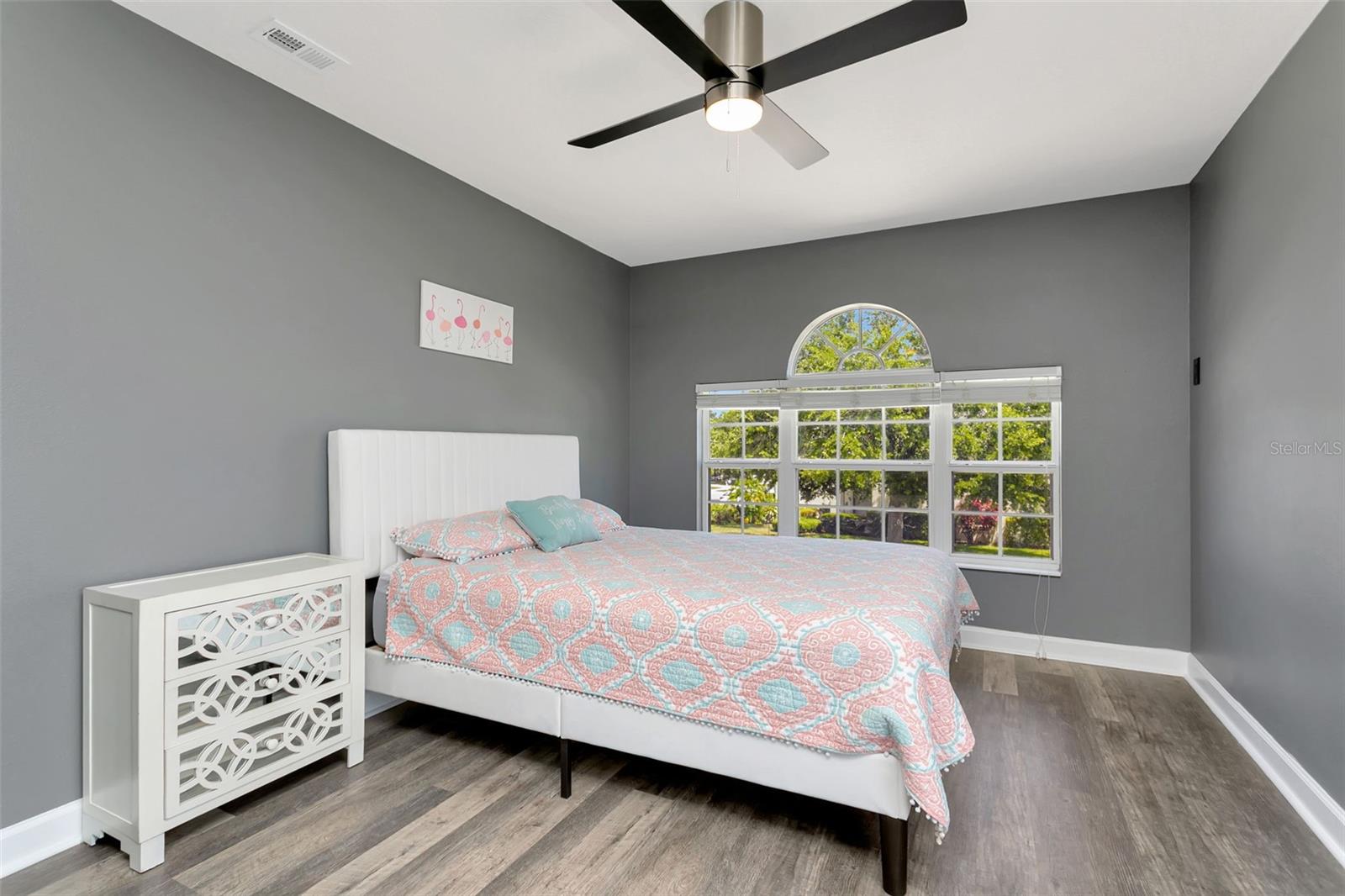 Image 39 of 56 For 3010 42nd Avenue E