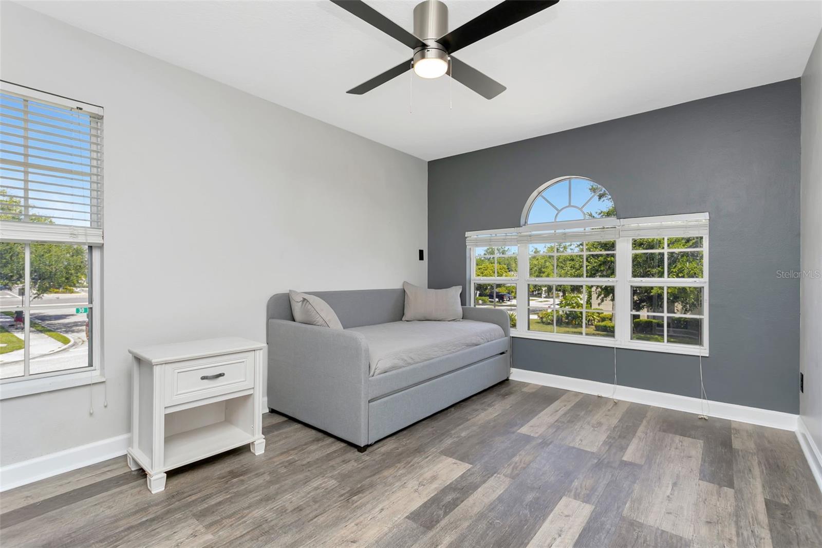 Image 41 of 56 For 3010 42nd Avenue E