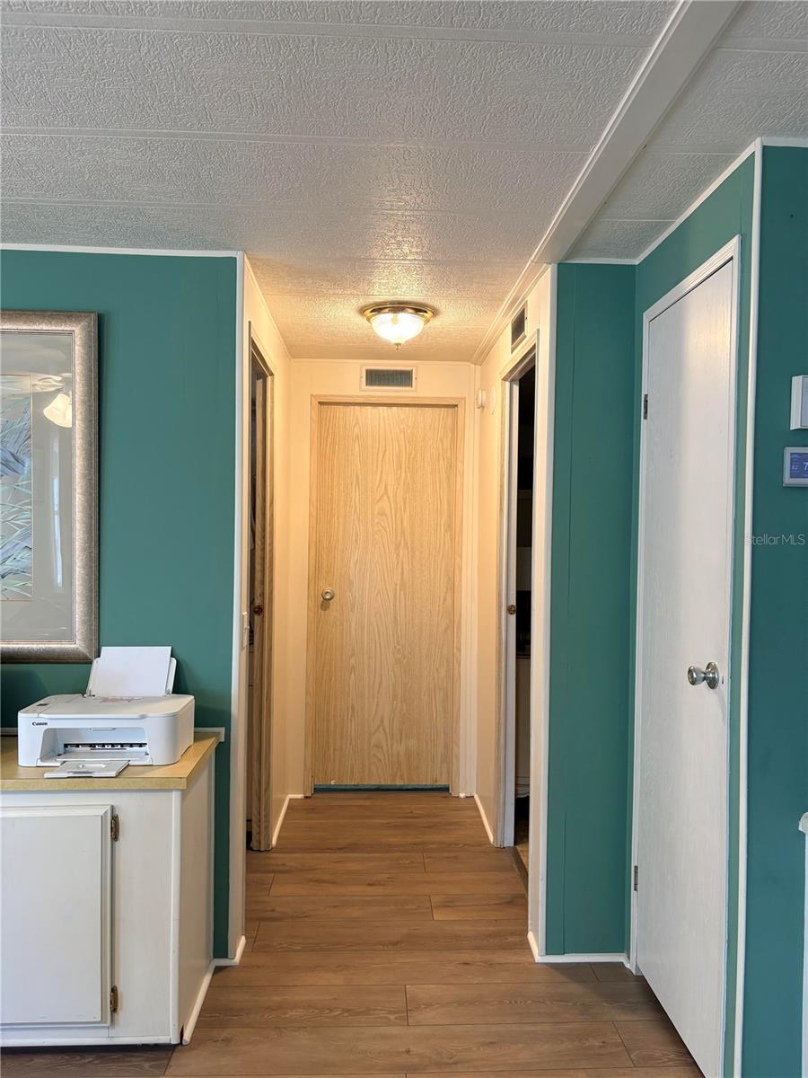 Image 13 of 35 For 2787 Breezewood Drive