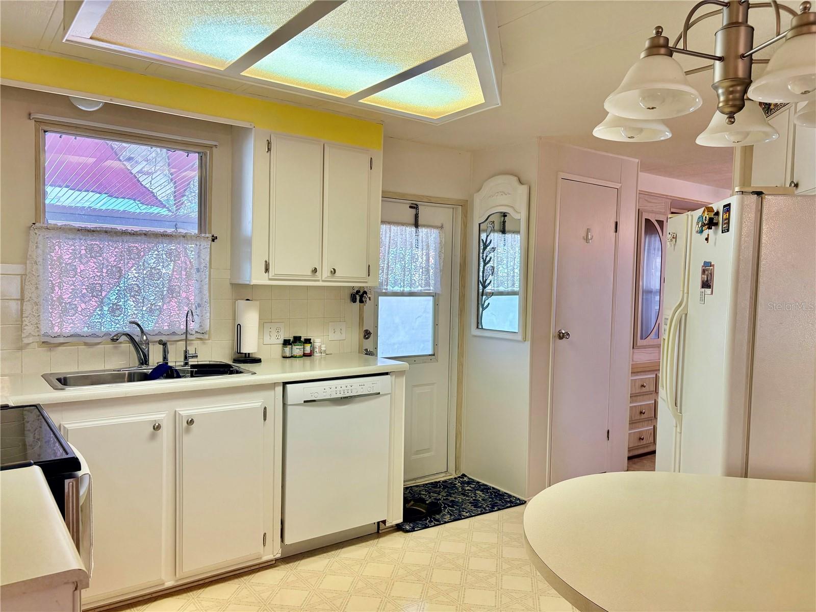Image 15 of 35 For 2787 Breezewood Drive