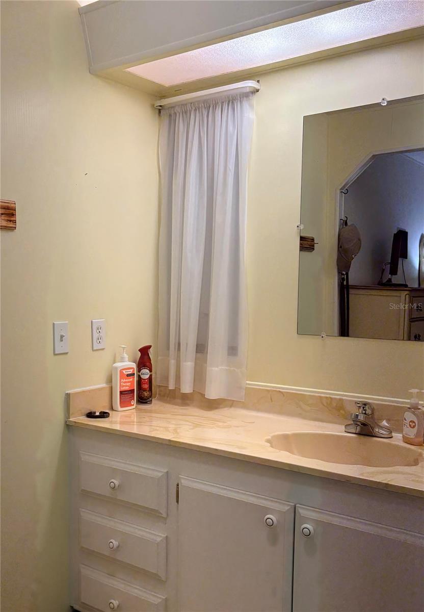 Image 24 of 35 For 2787 Breezewood Drive