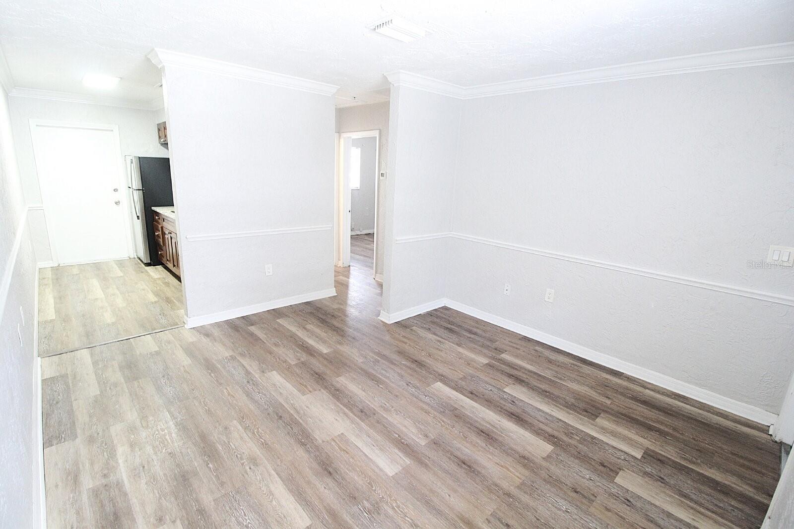 Image 2 of 8 For 2519 9th Avenue W 7