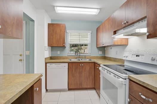 Image 12 of 34 For 602 Park Circle