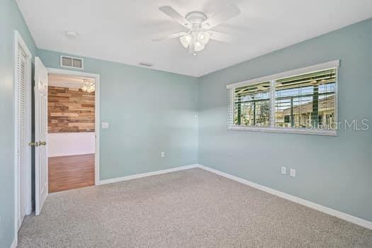 Image 15 of 34 For 602 Park Circle