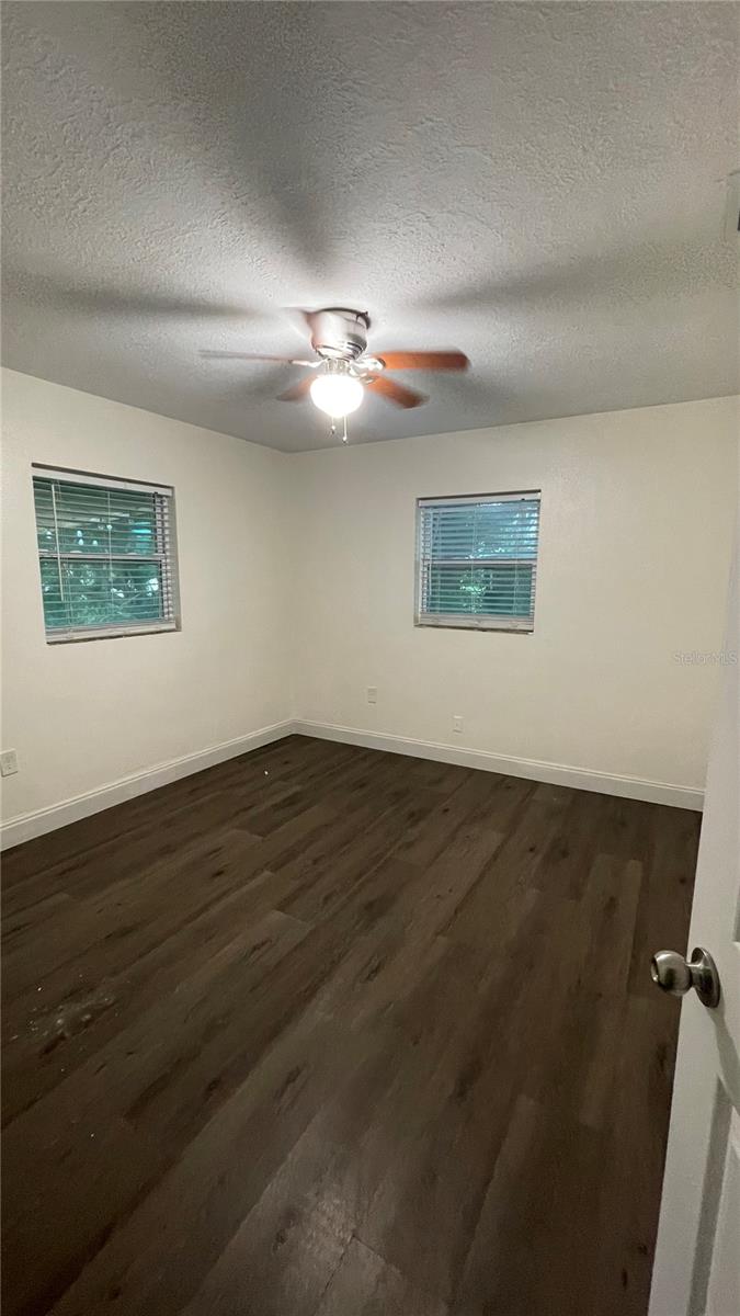 Image 5 of 11 For 4409 19th Street Circle W