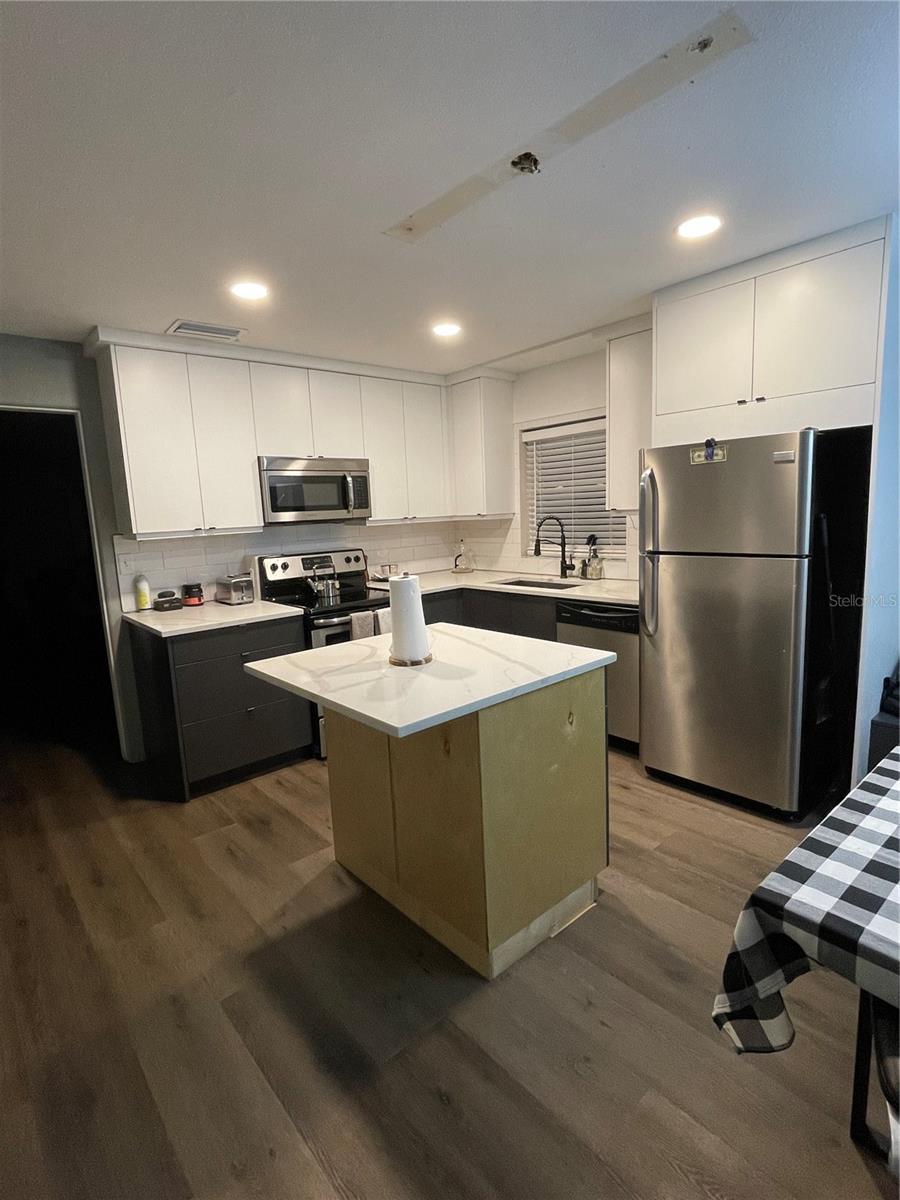 Image 8 of 11 For 4409 19th Street Circle W
