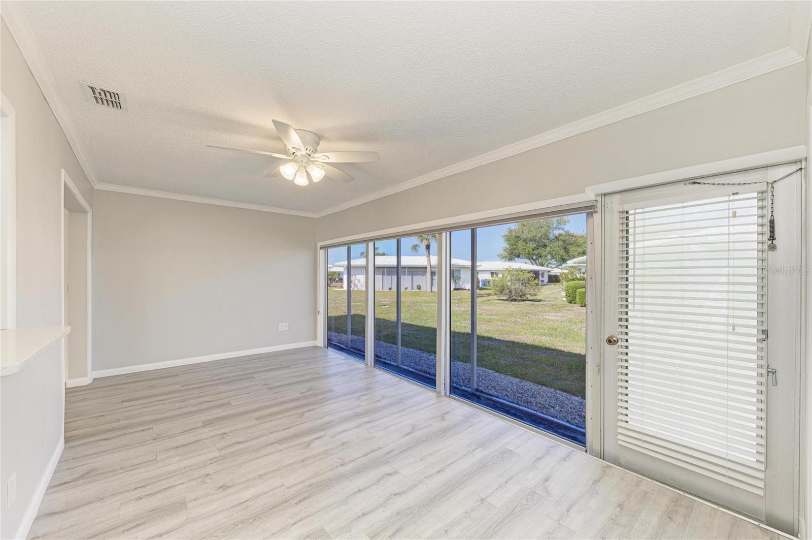 Image 13 of 36 For 140 Circlewood Drive C1-4