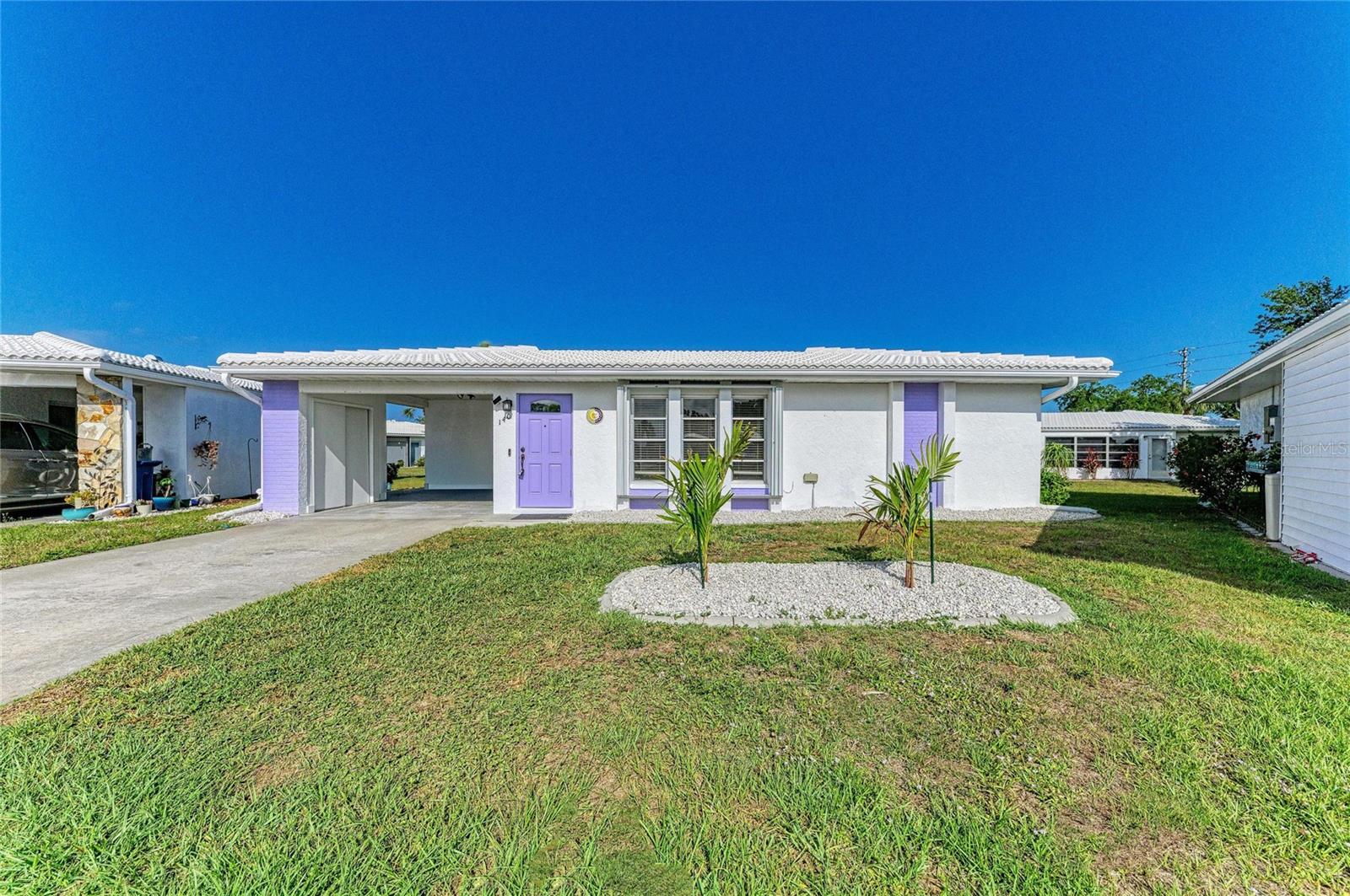 Image 2 of 36 For 140 Circlewood Drive C1-4