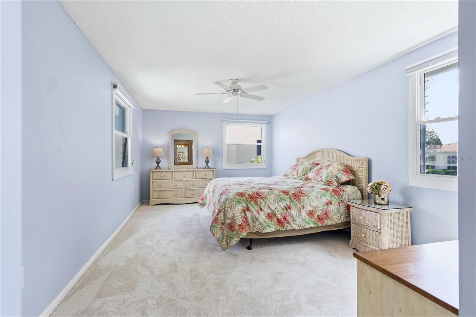 Image 16 of 72 For 5194 Marsh Field Lane 96