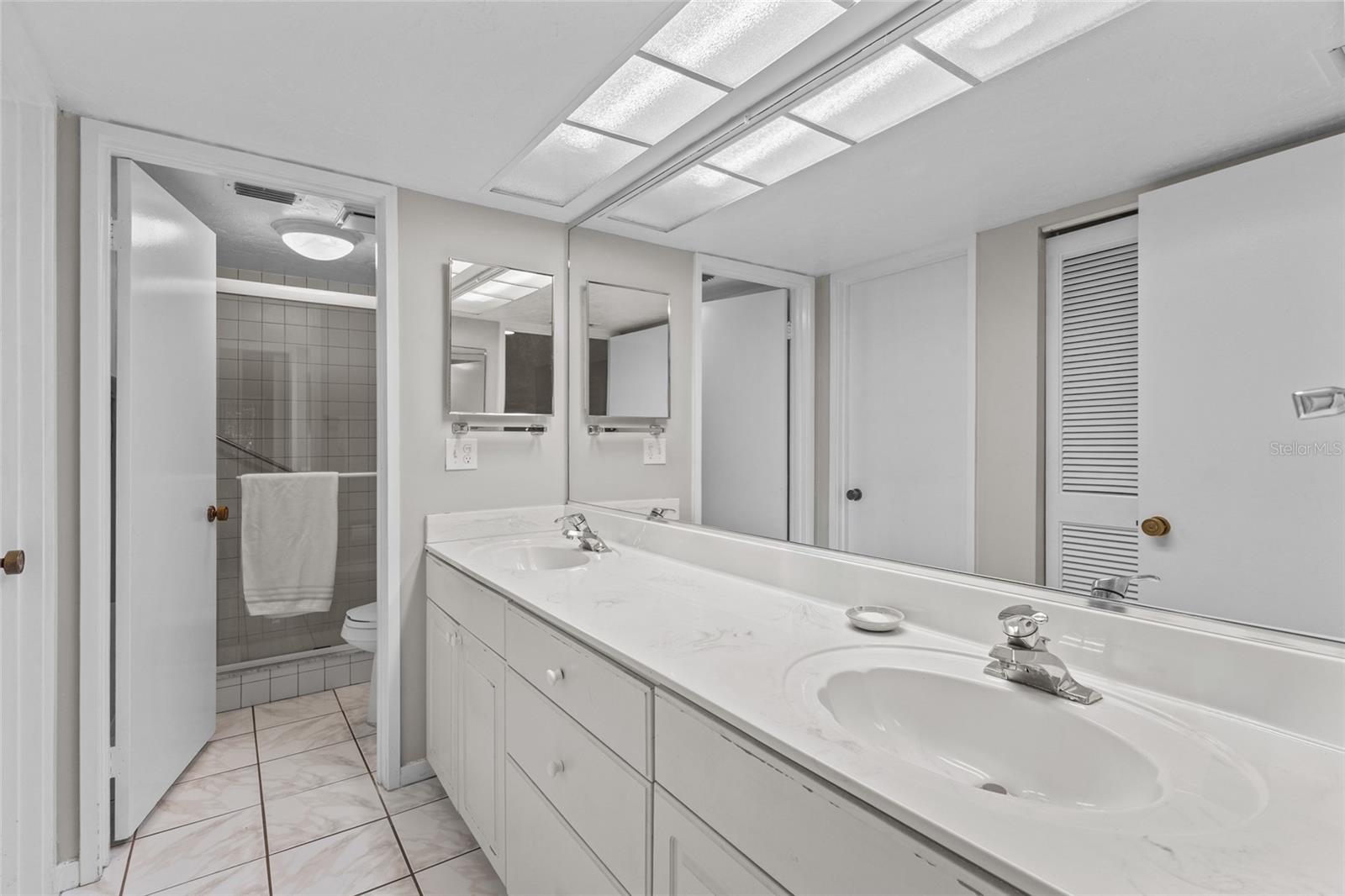 Image 16 of 41 For 1623 Pelican Cove Road 122
