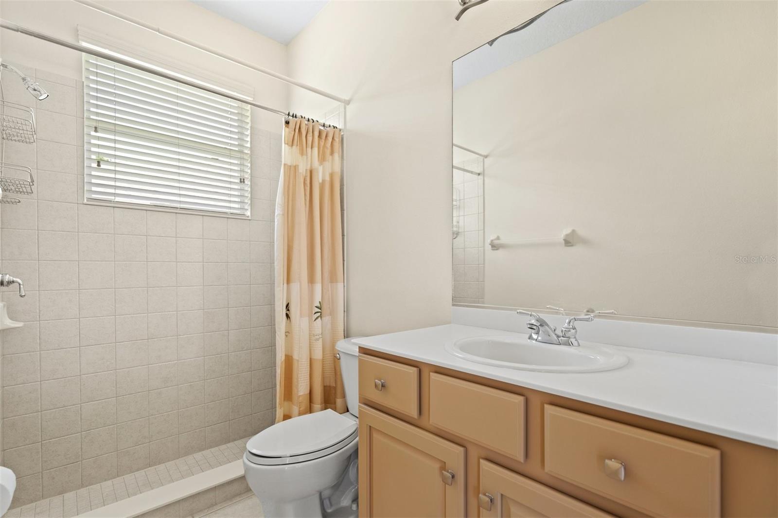 Image 25 of 66 For 7806 Drayton Circle
