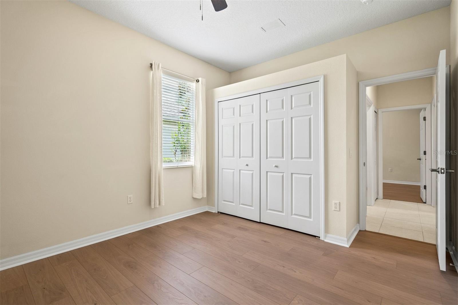 Image 26 of 66 For 7806 Drayton Circle