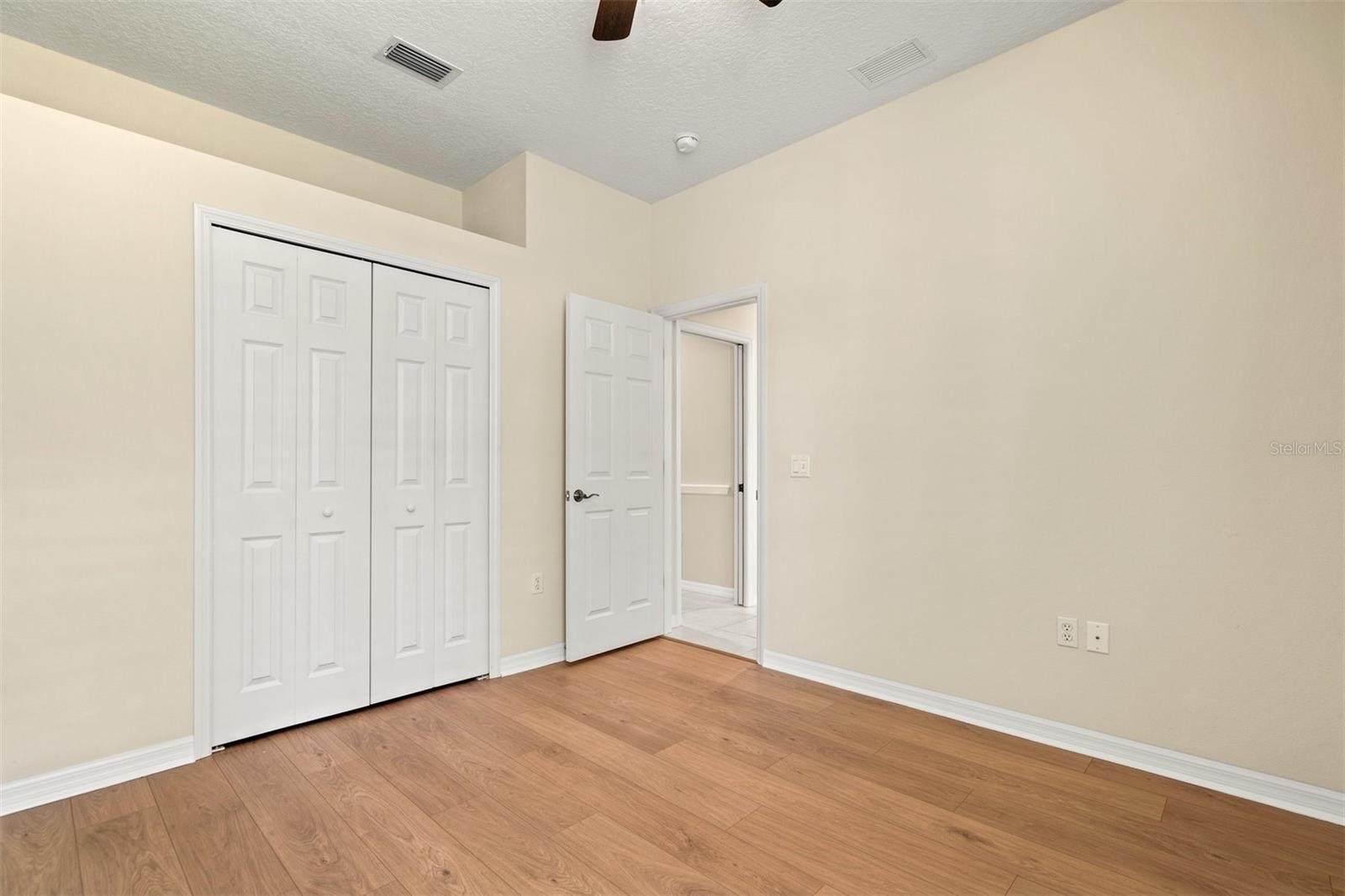 Image 30 of 66 For 7806 Drayton Circle