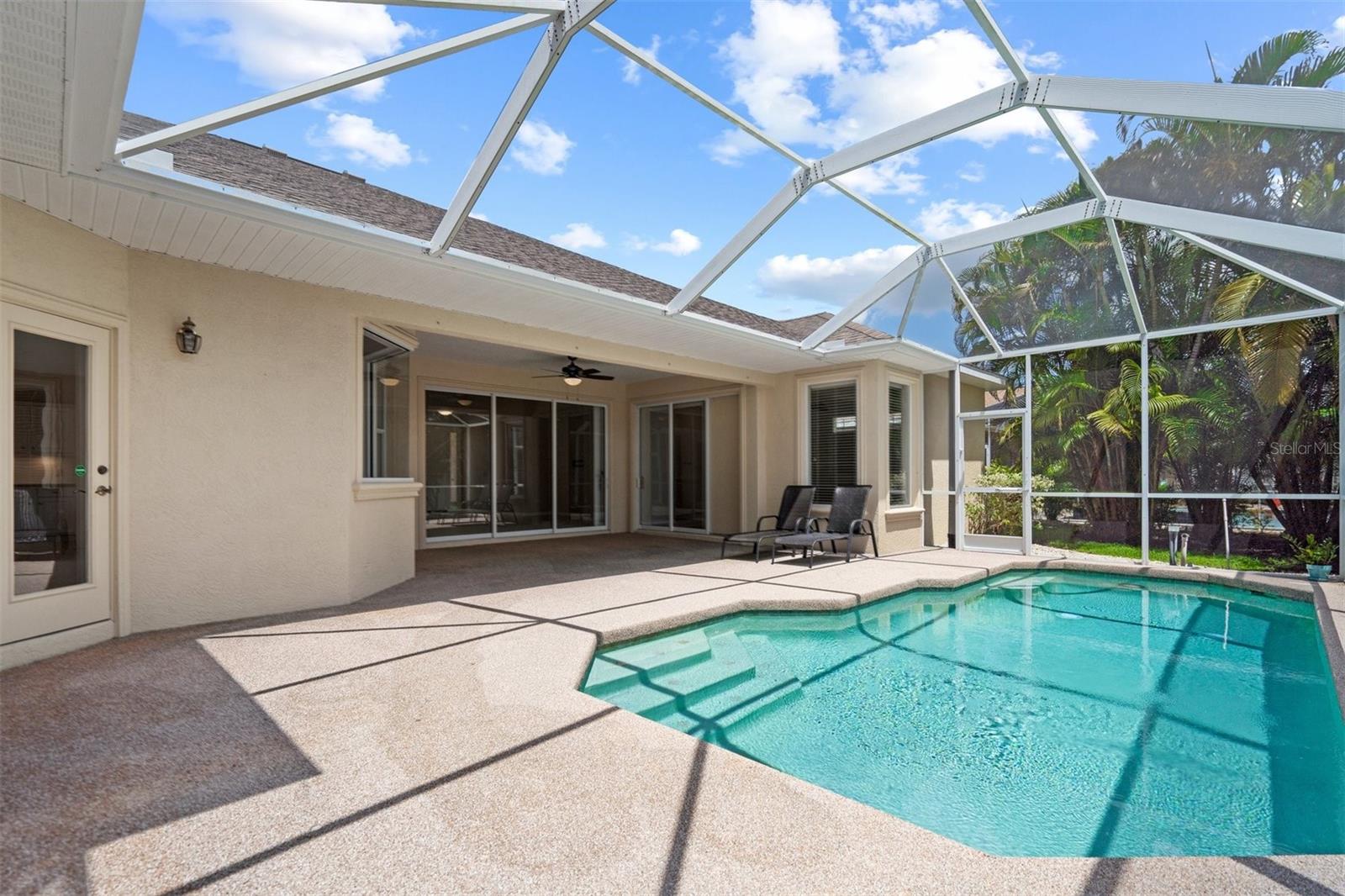 Image 37 of 66 For 7806 Drayton Circle