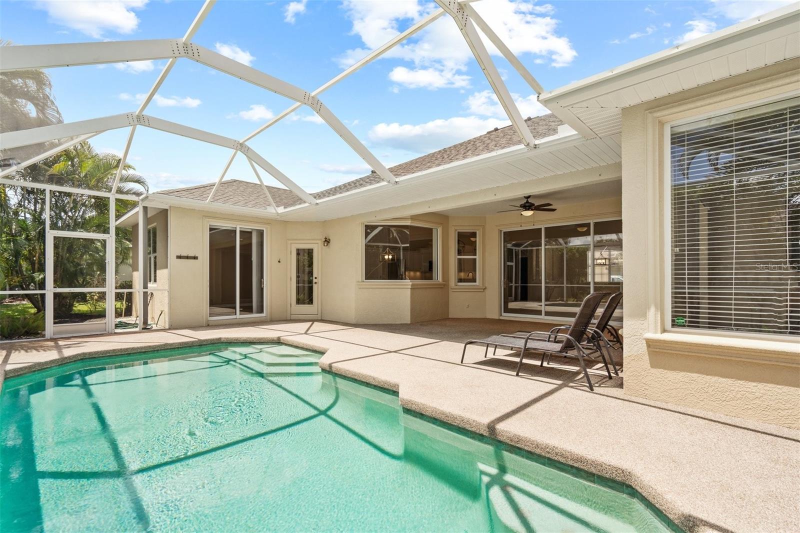 Image 38 of 66 For 7806 Drayton Circle