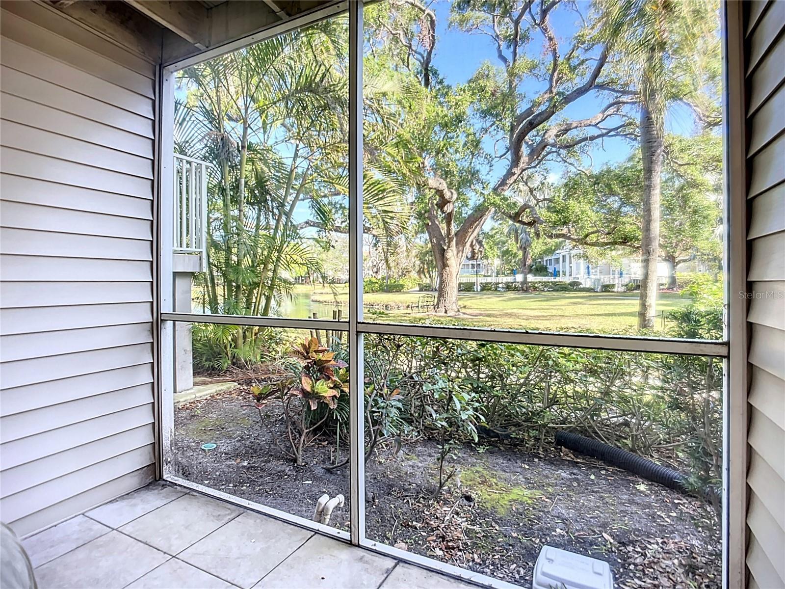 Image 16 of 29 For 850 Tamiami Trail 207