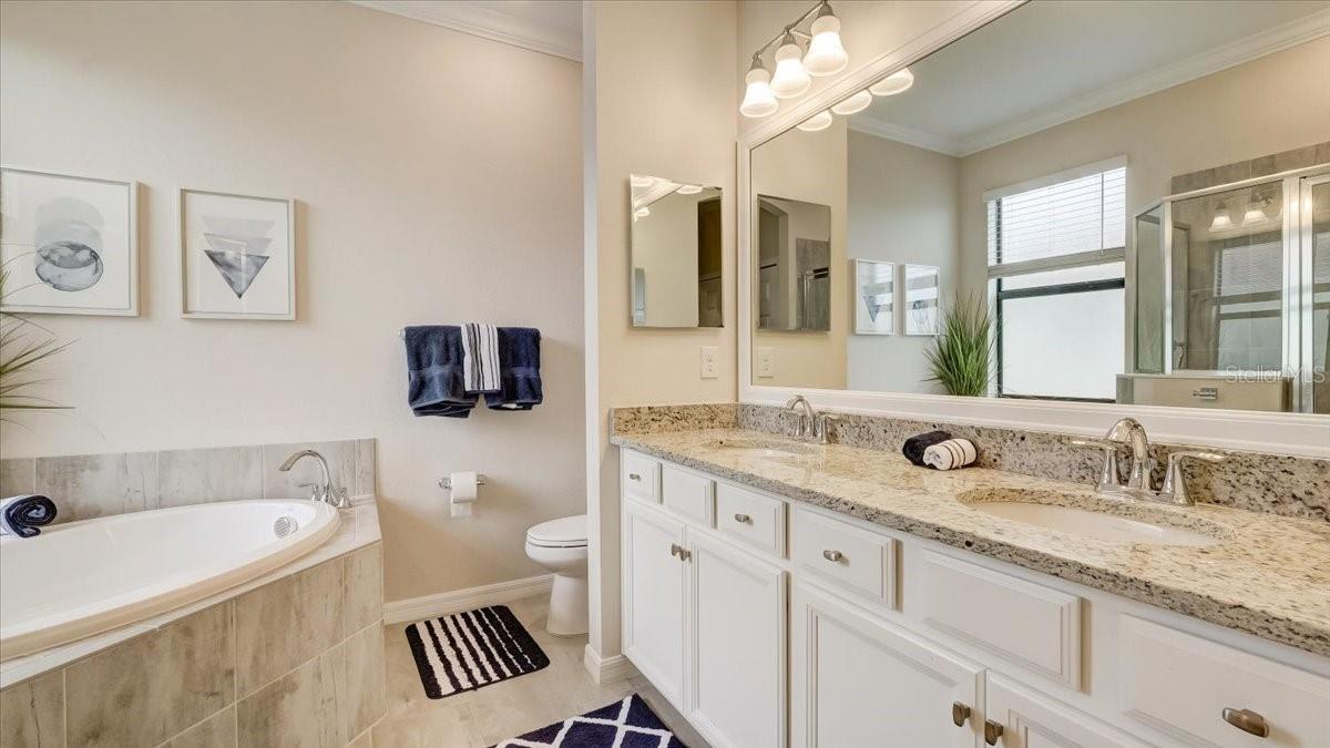 Image 16 of 33 For 23972 Skyflower Court