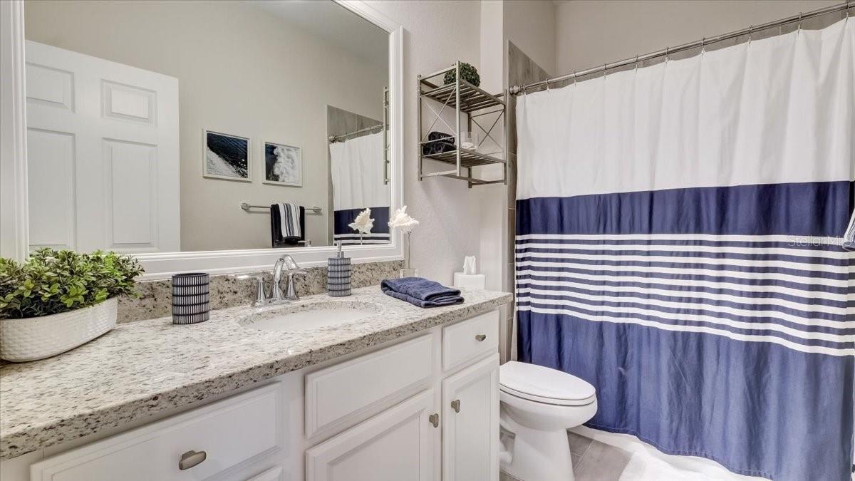 Image 18 of 33 For 23972 Skyflower Court
