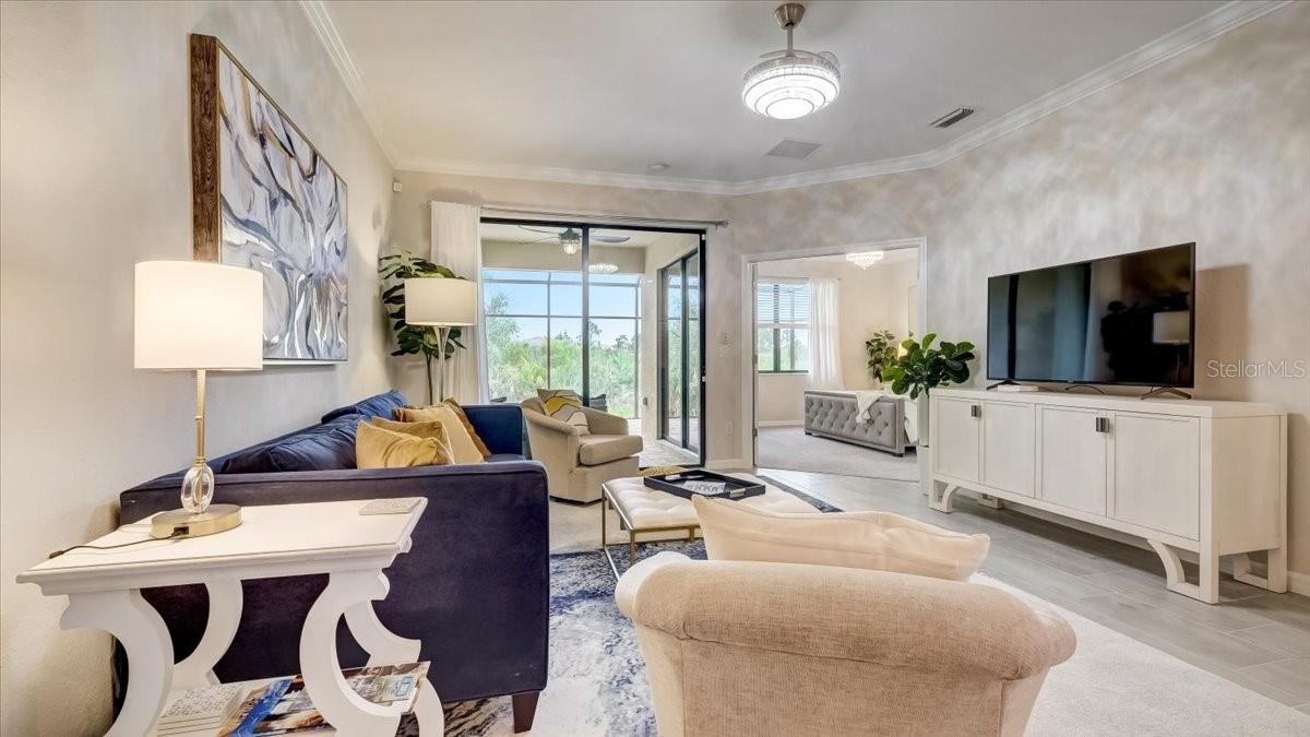 Image 8 of 33 For 23972 Skyflower Court