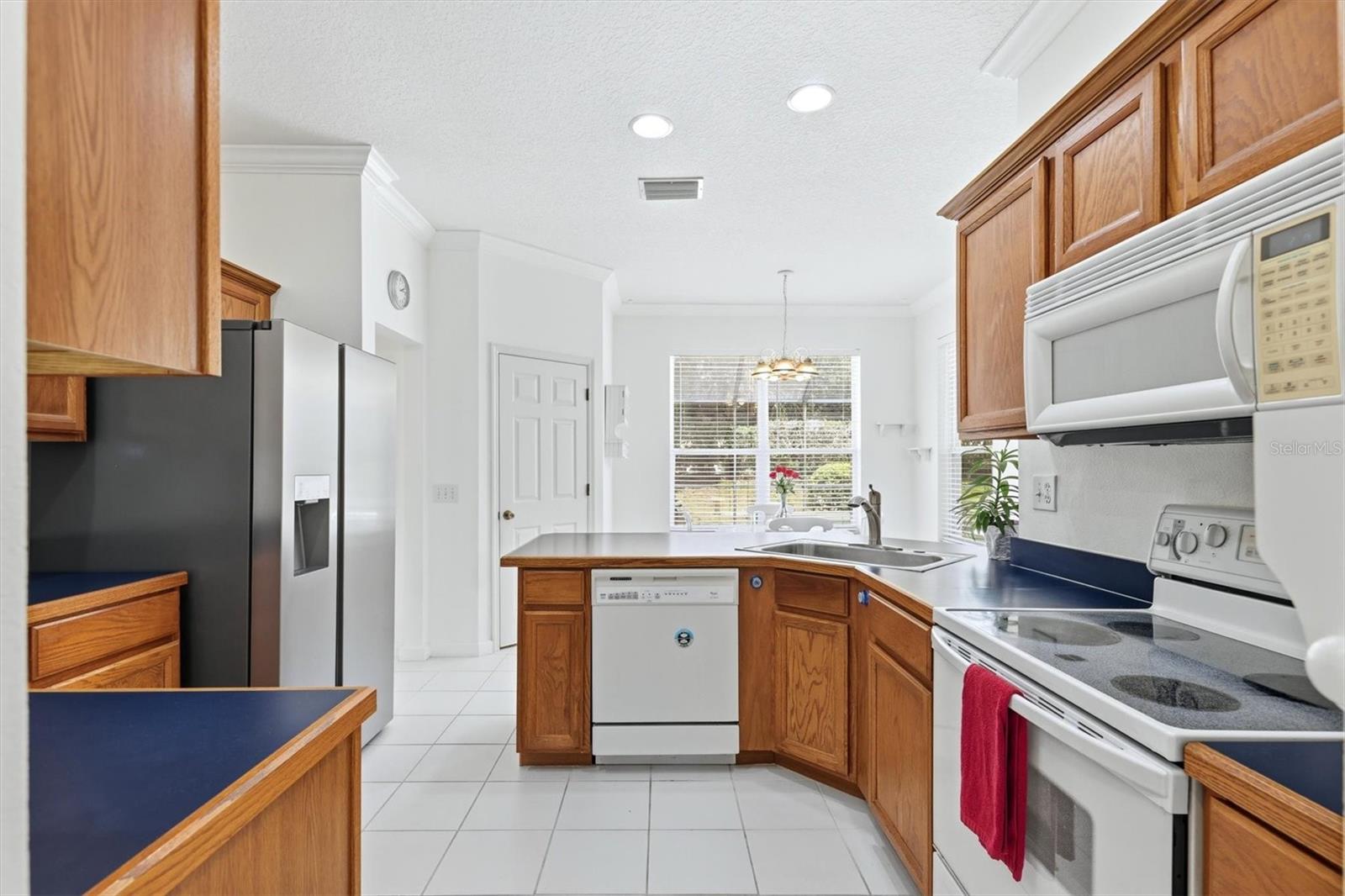 Image 18 of 38 For 6269 Donnington Court