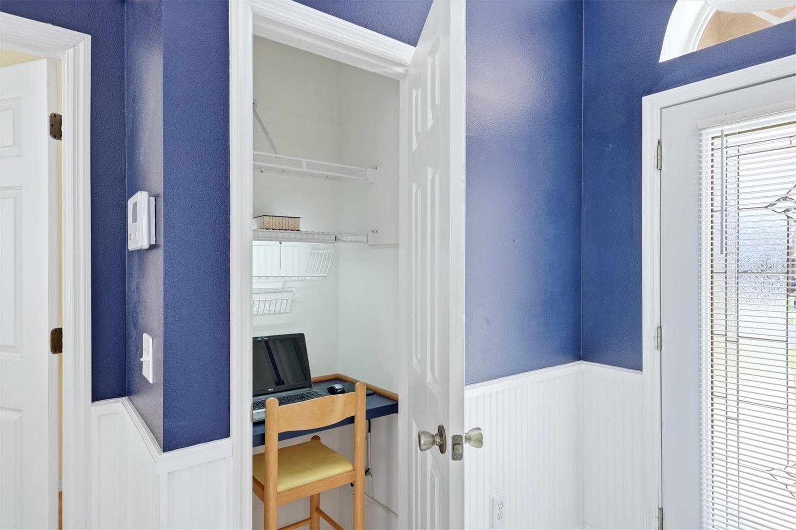 Image 7 of 38 For 6269 Donnington Court