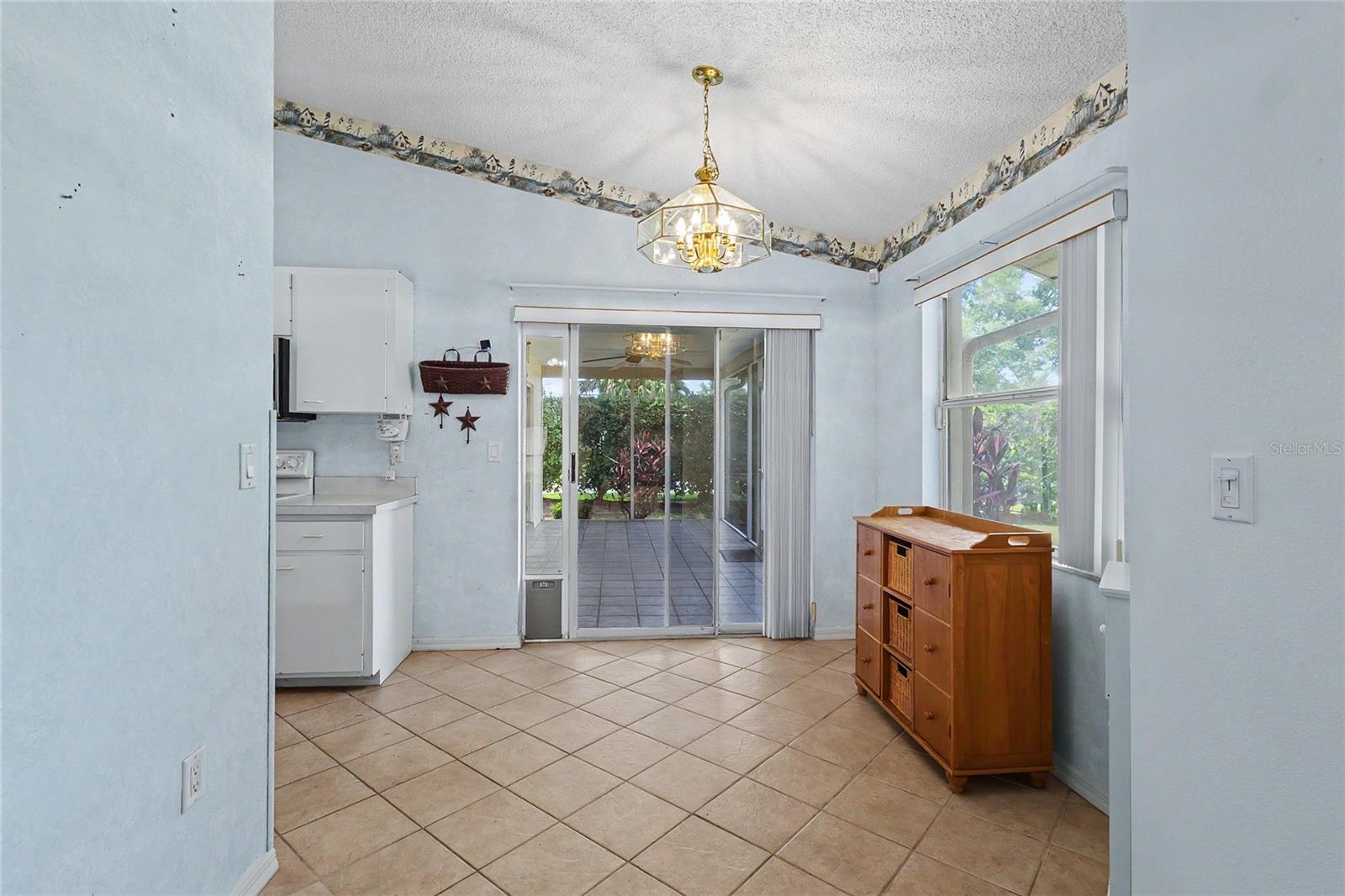 Image 13 of 42 For 5657 29th Street Circle E