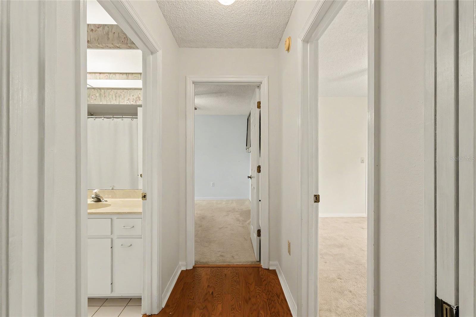 Image 18 of 42 For 5657 29th Street Circle E