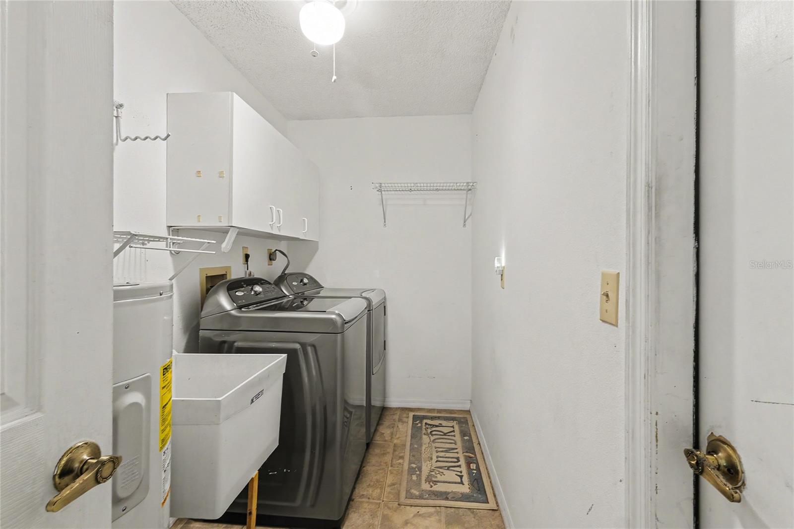 Image 24 of 42 For 5657 29th Street Circle E