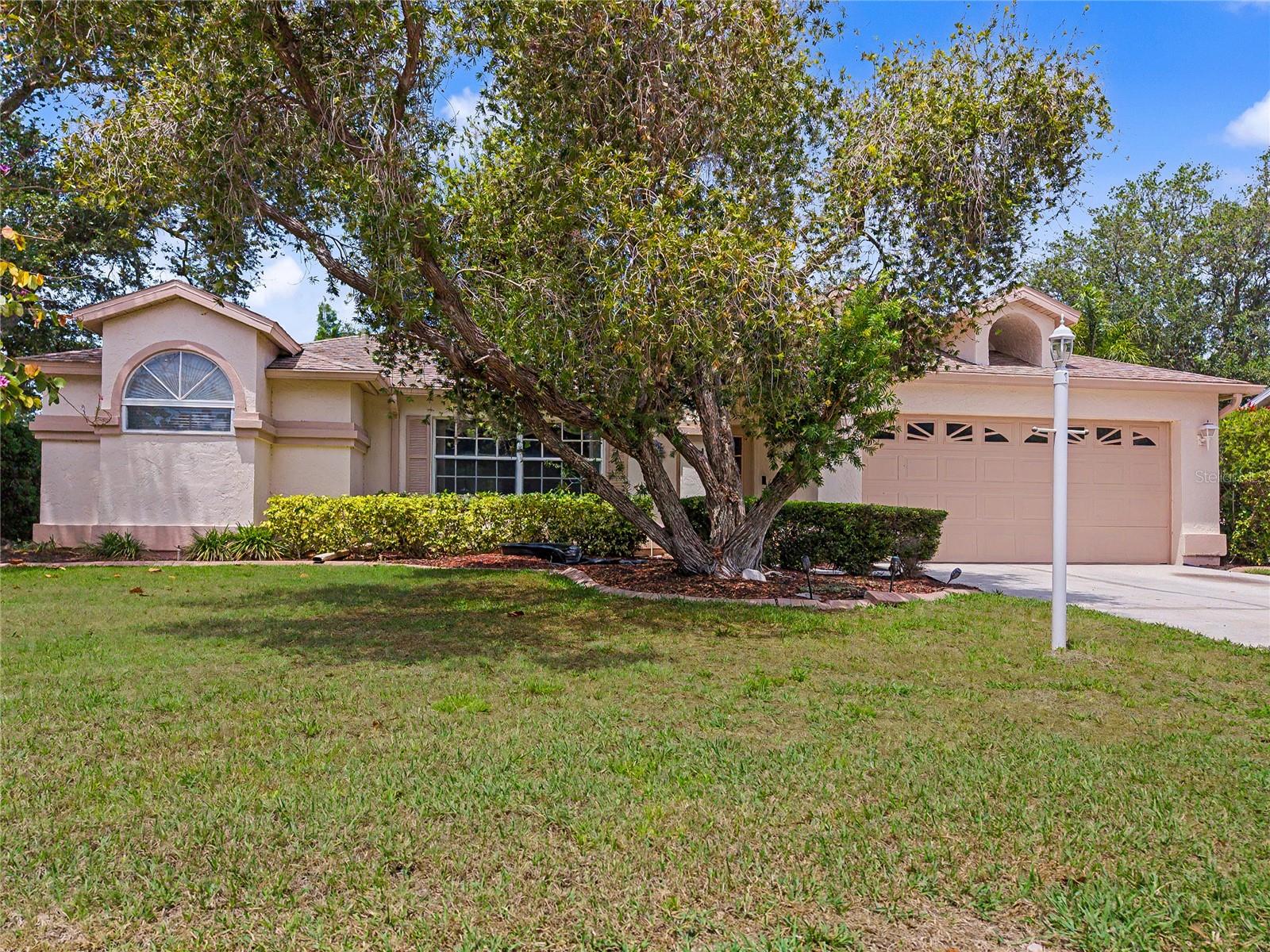 Image 3 of 42 For 5657 29th Street Circle E