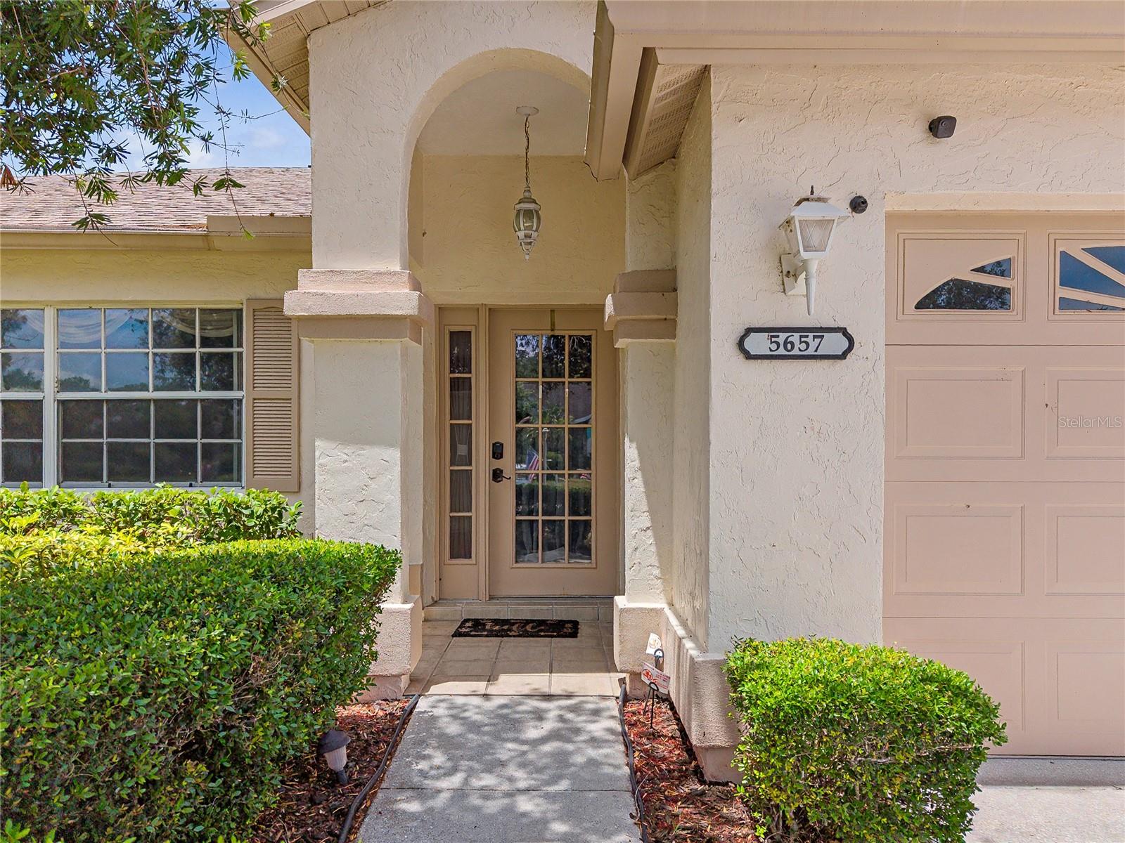 Image 4 of 42 For 5657 29th Street Circle E