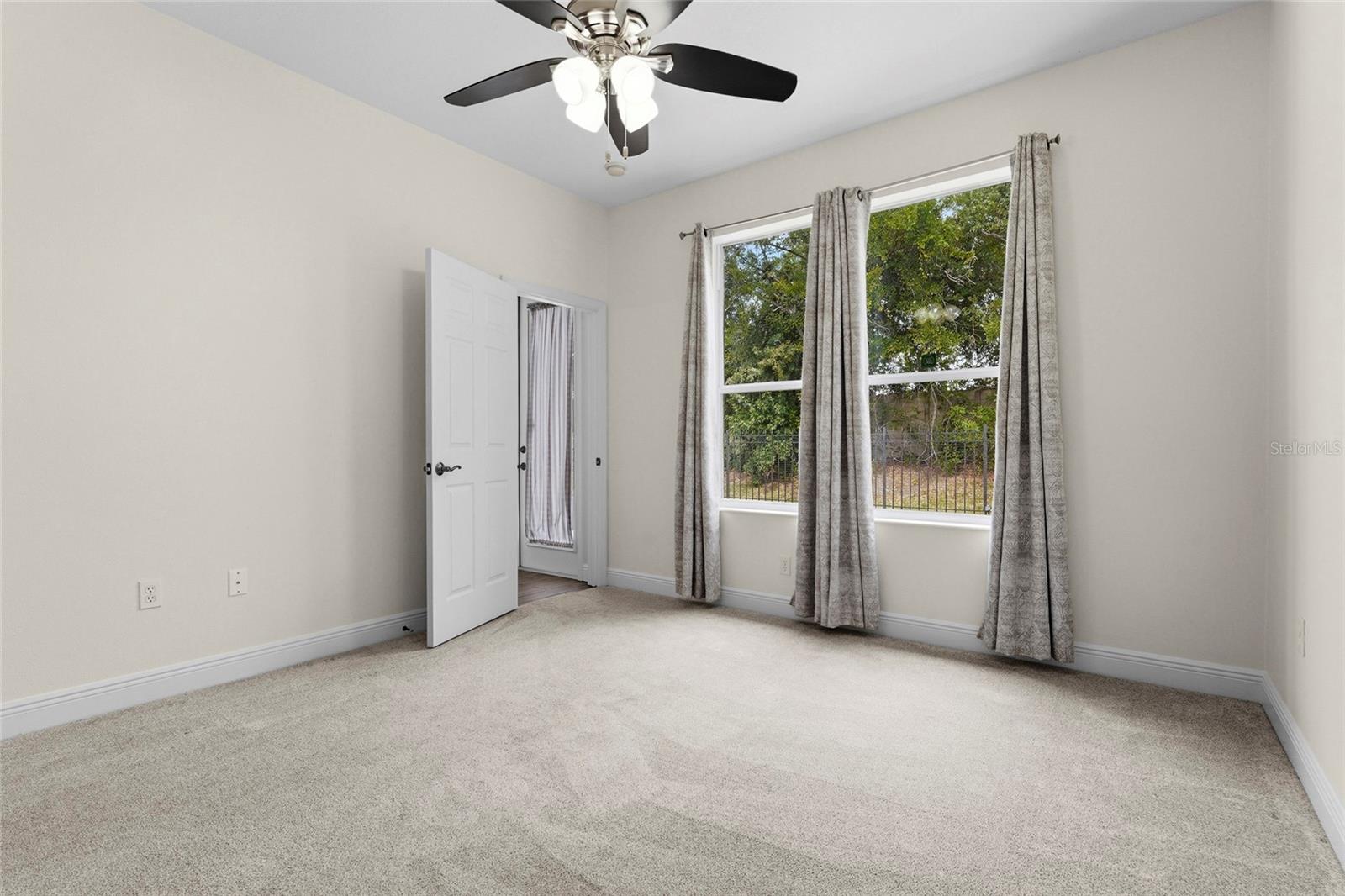 Image 38 of 83 For 8307 Planters Knoll Ter