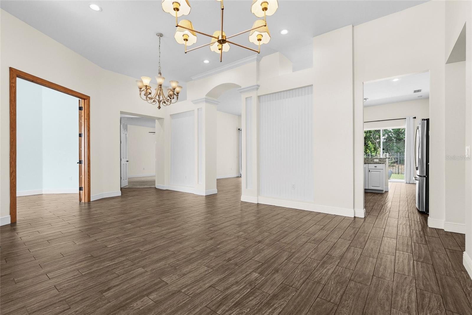 Image 7 of 83 For 8307 Planters Knoll Ter