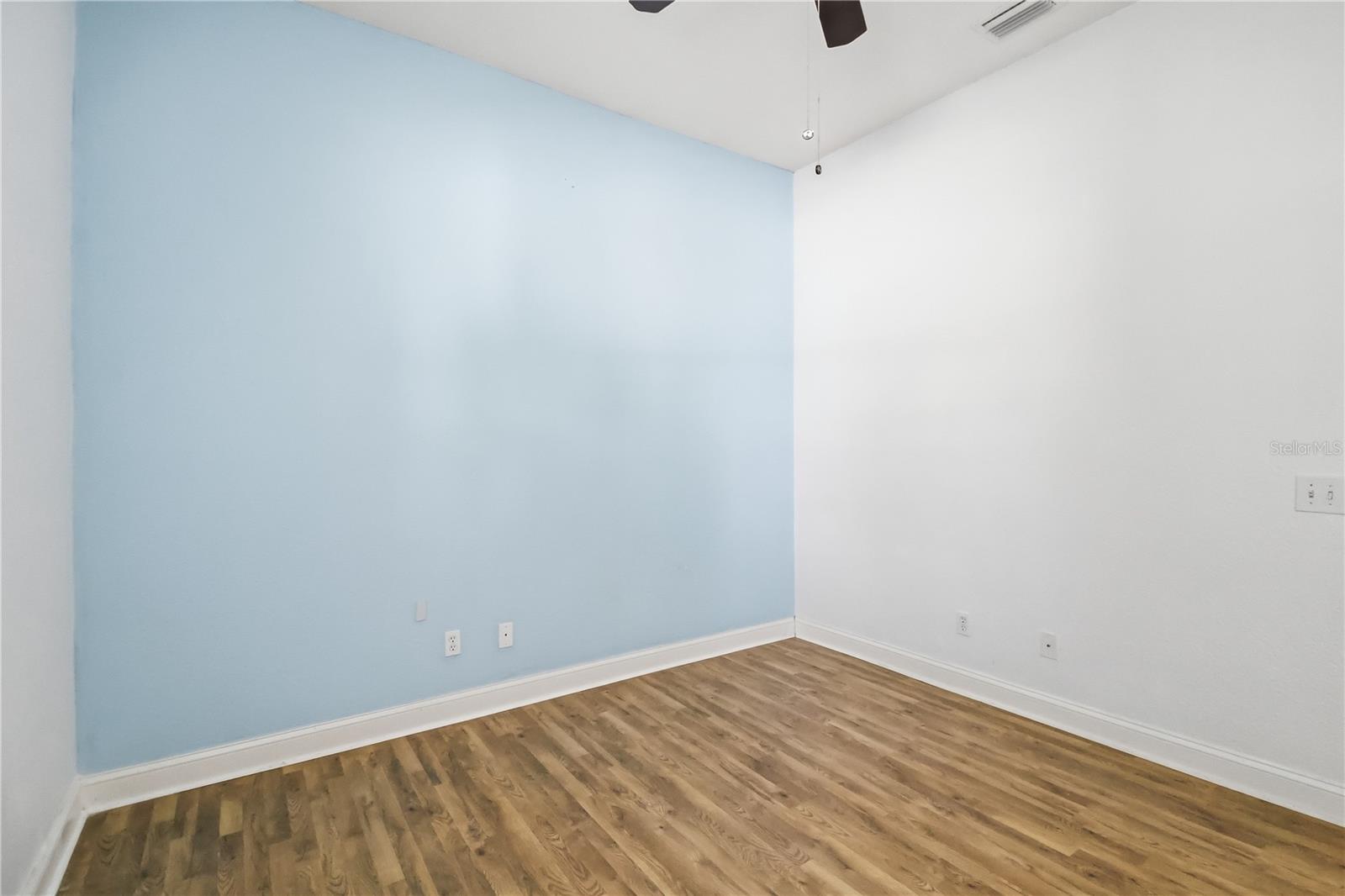 Image 31 of 45 For 5104 52nd Avenue W