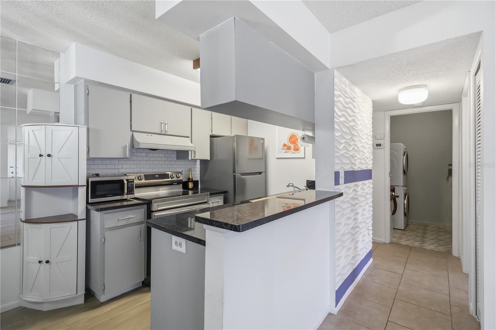 Image 14 of 41 For 2715 72nd Street Court W