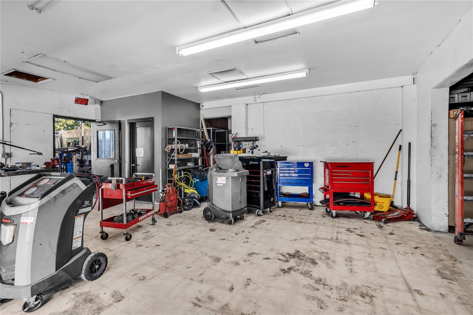 Image 11 of 21 For 3219 8th Street