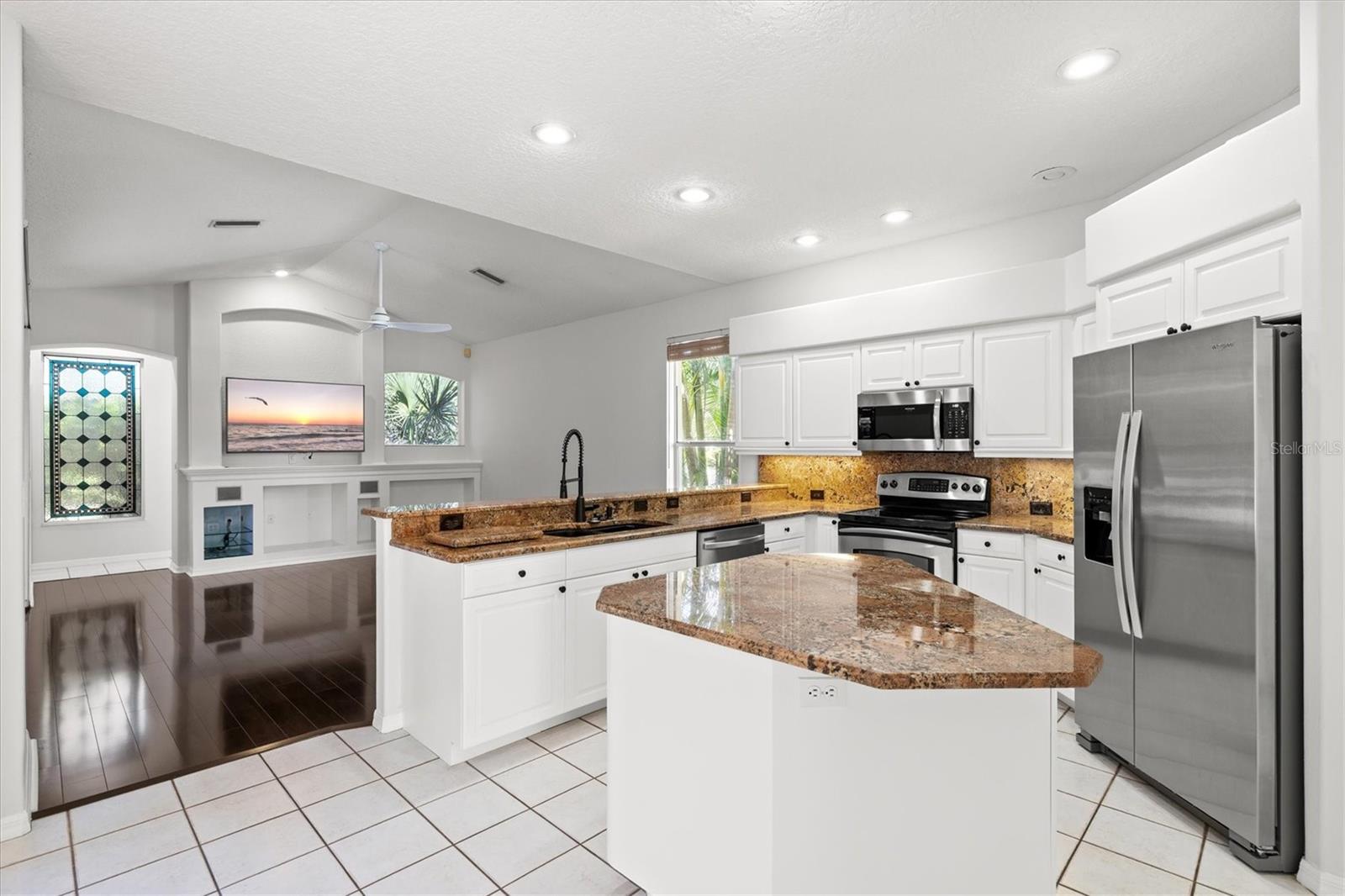 Image 18 of 82 For 4146 Hearthstone Drive