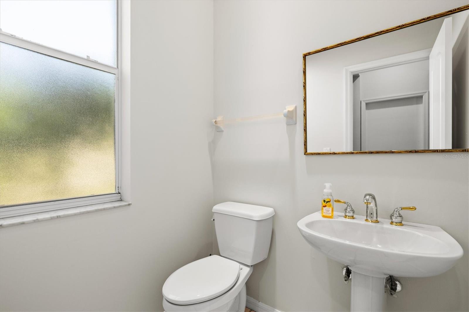 Image 27 of 82 For 4146 Hearthstone Drive