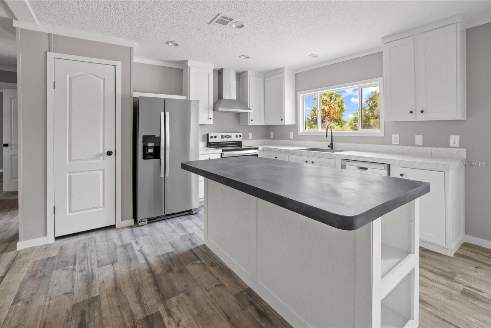 Image 7 of 36 For 20213 258th Street