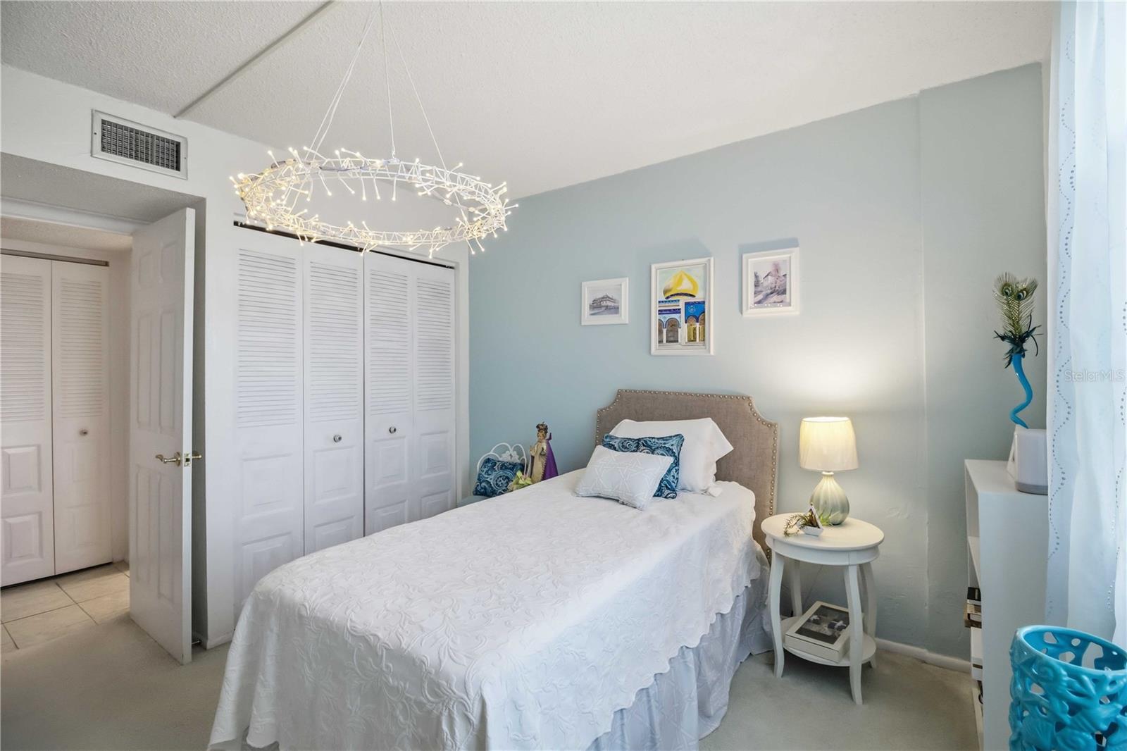 Image 15 of 28 For 2901 26th St W  408
