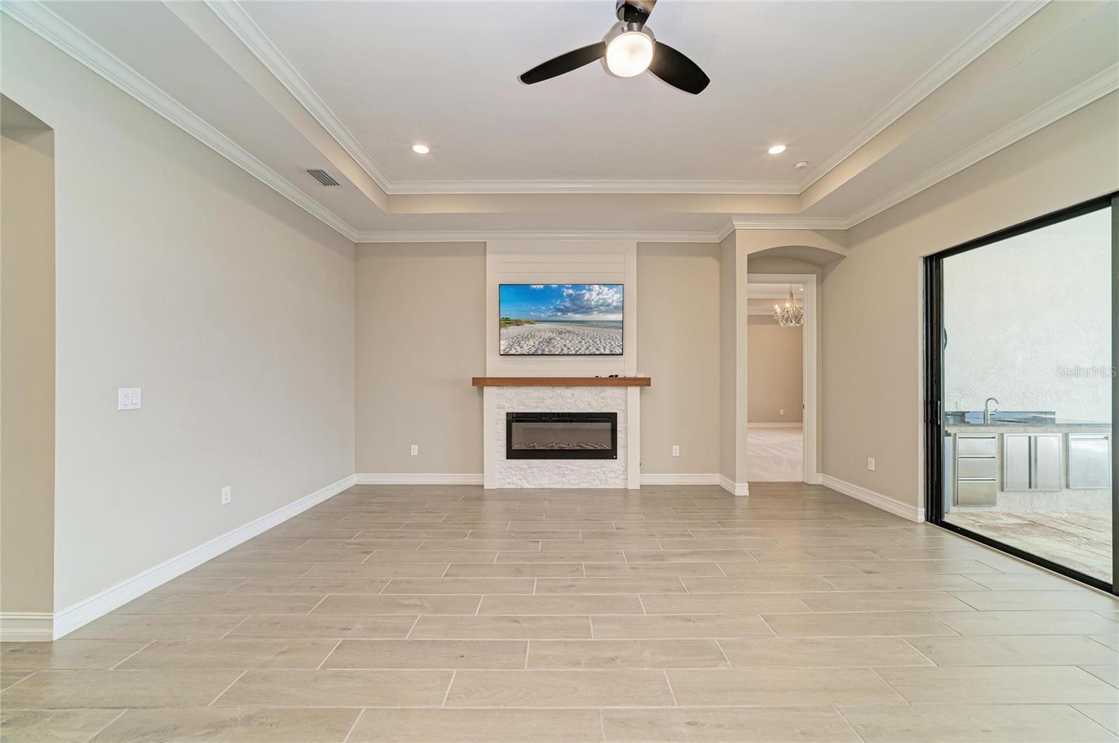 Image 17 of 100 For 259 Toscavilla Boulevard