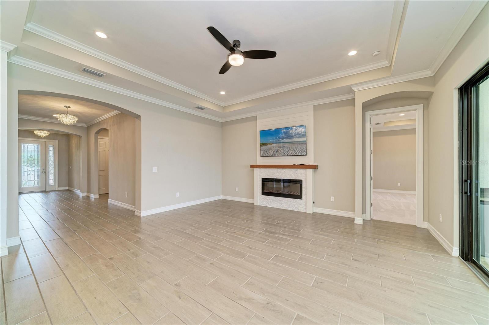 Image 18 of 100 For 259 Toscavilla Boulevard