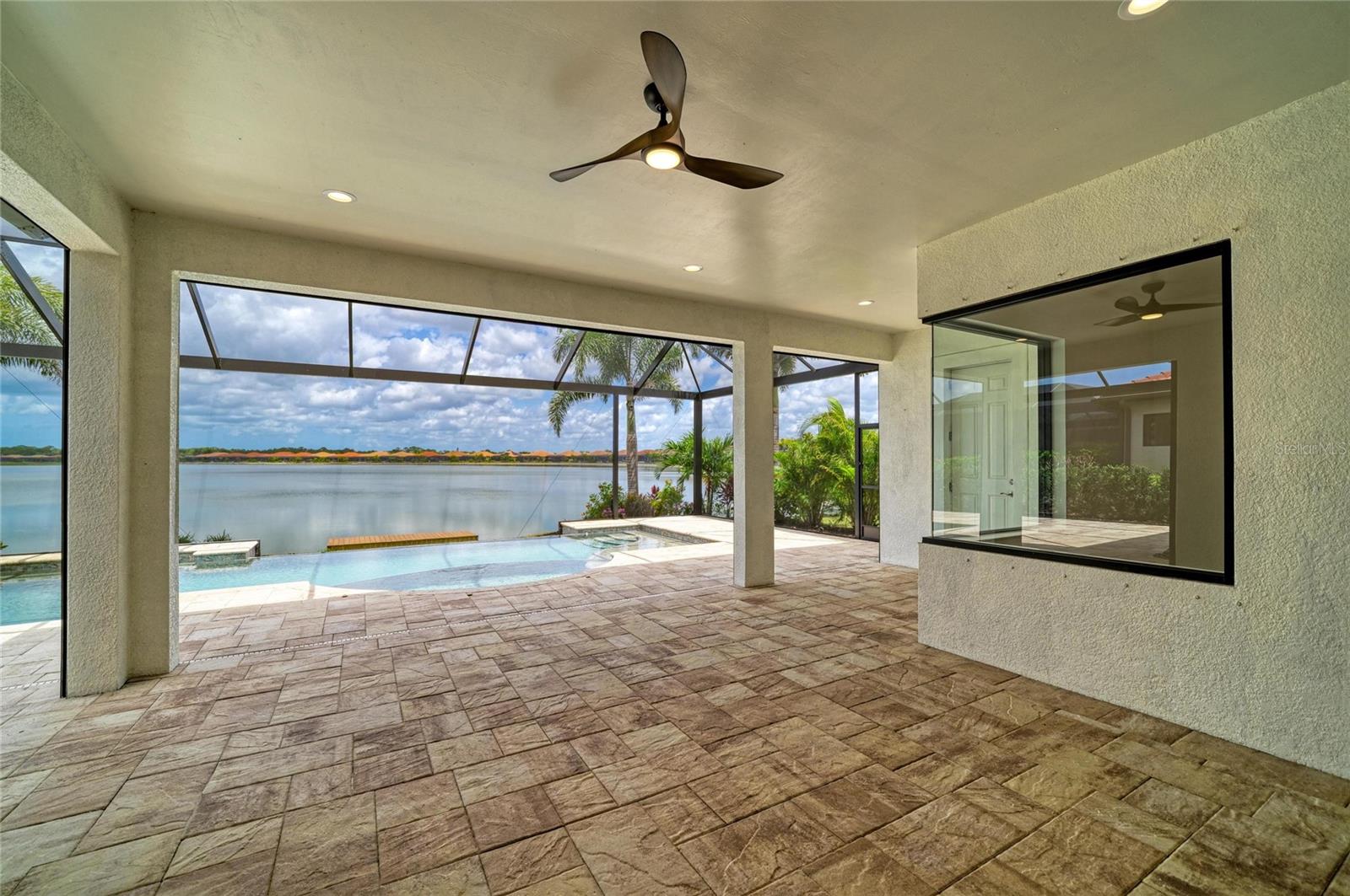 Image 33 of 100 For 259 Toscavilla Boulevard