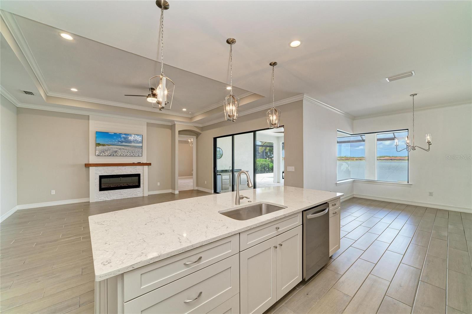 Image 42 of 100 For 259 Toscavilla Boulevard