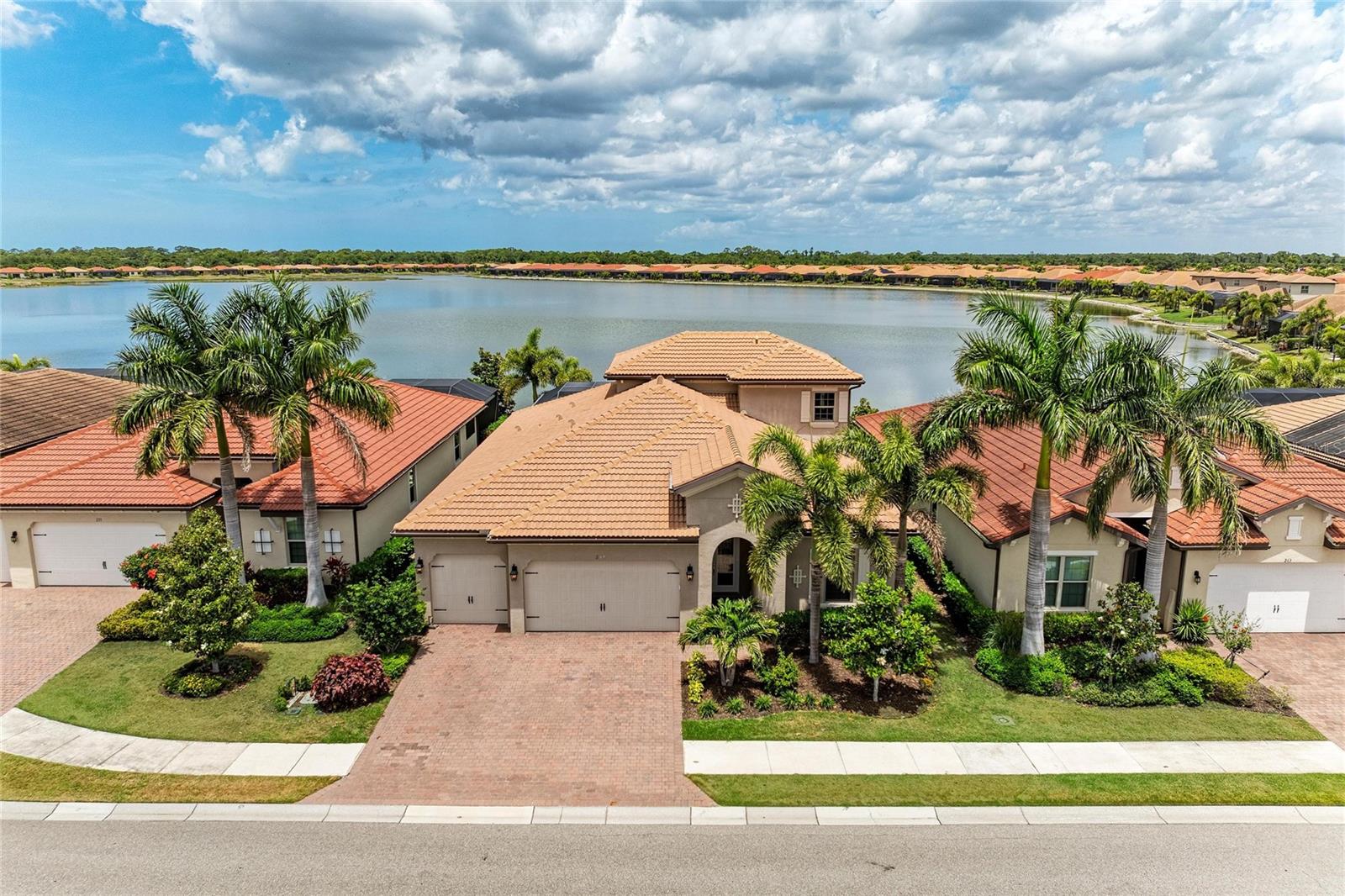Image 7 of 100 For 259 Toscavilla Boulevard