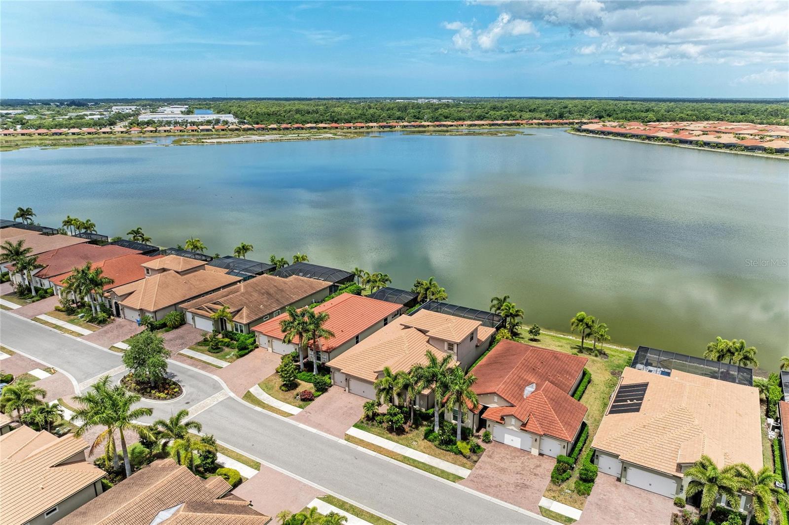 Image 77 of 100 For 259 Toscavilla Boulevard