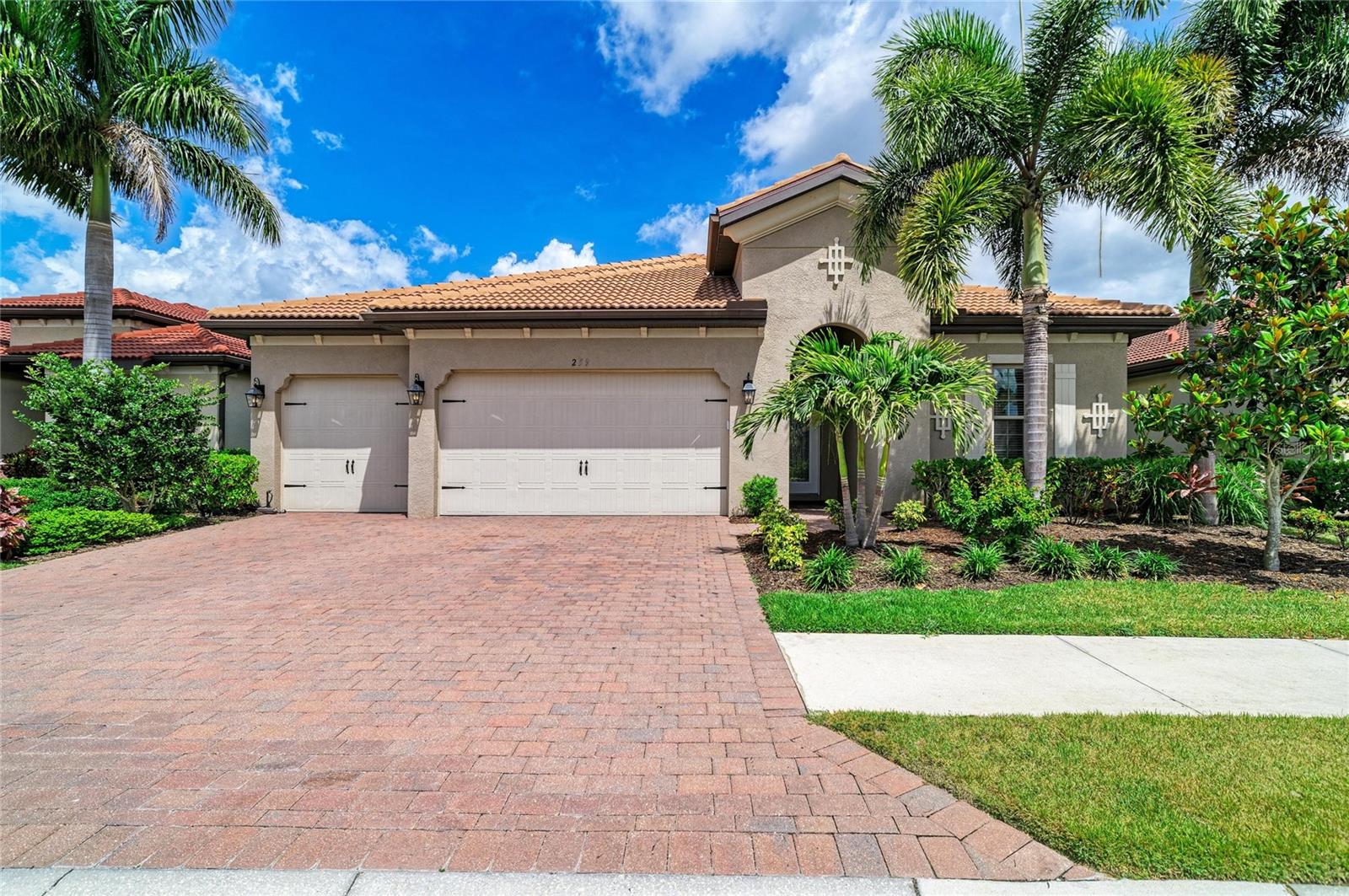 Image 9 of 100 For 259 Toscavilla Boulevard