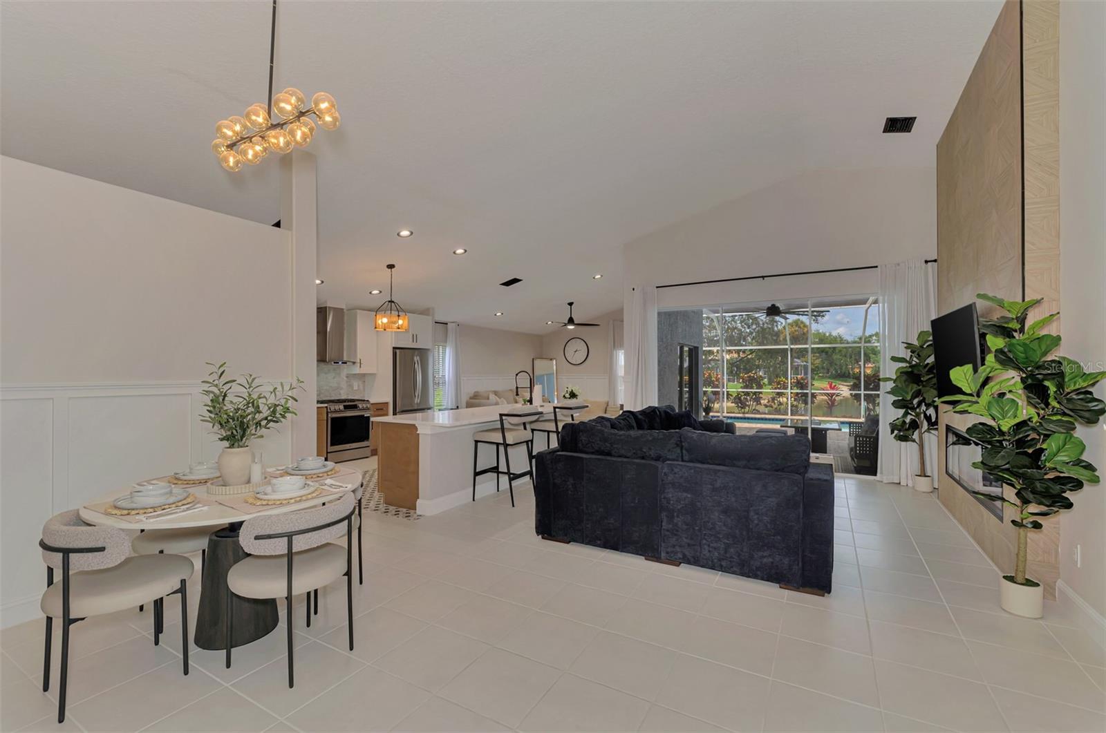 Image 12 of 44 For 5261 Highbury Circle