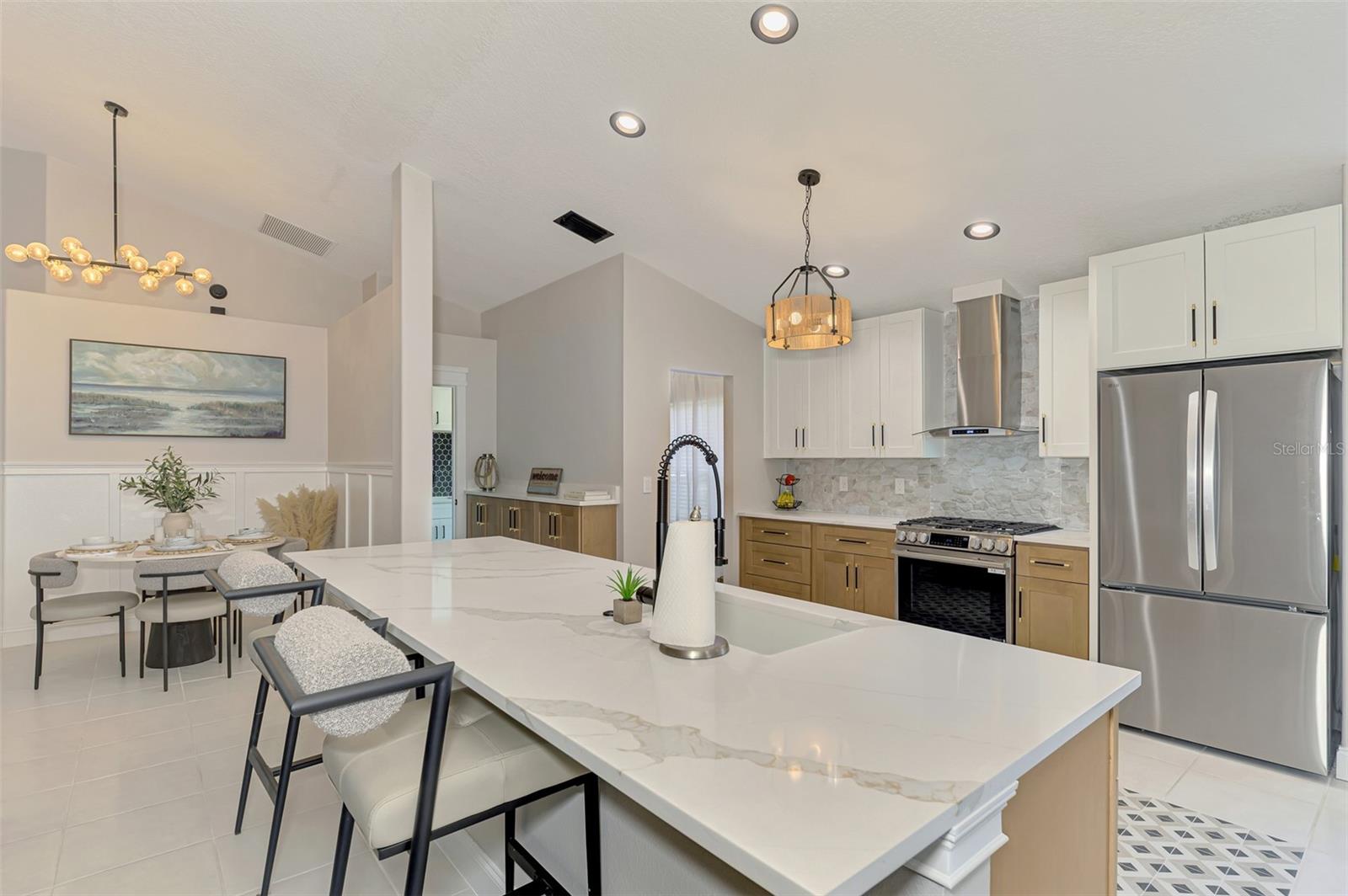 Image 15 of 44 For 5261 Highbury Circle